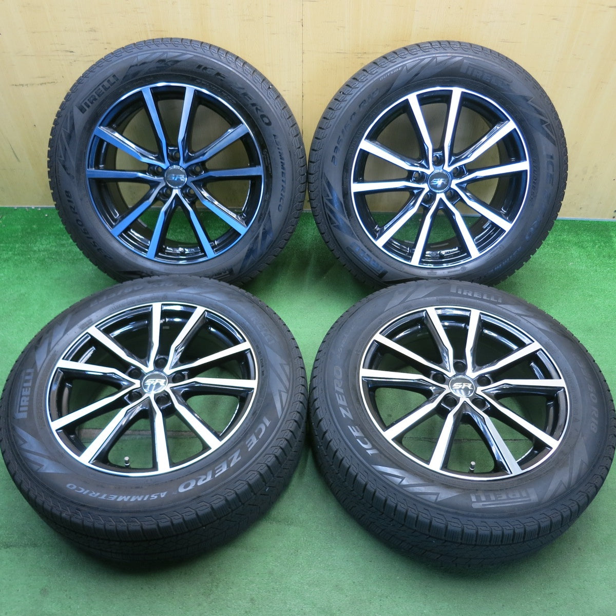 バリ溝！22年！キレイ！8.5分◎スタッドレス 235/60R18 ピレリ アイスゼロ アシンメトリコ STRANGER ストレンジャー 18インチ PCD114.3/5H◎6070514HAス