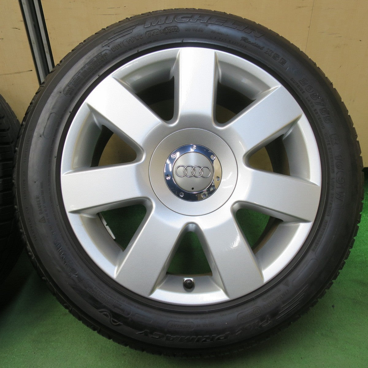 バリ溝！キレイ！9.5分★アウディ TT クーペ 8N 純正 205/55R16 ミシュラン パイロット プライマシー XSE 16インチ PCD100/5H★5102411イノ