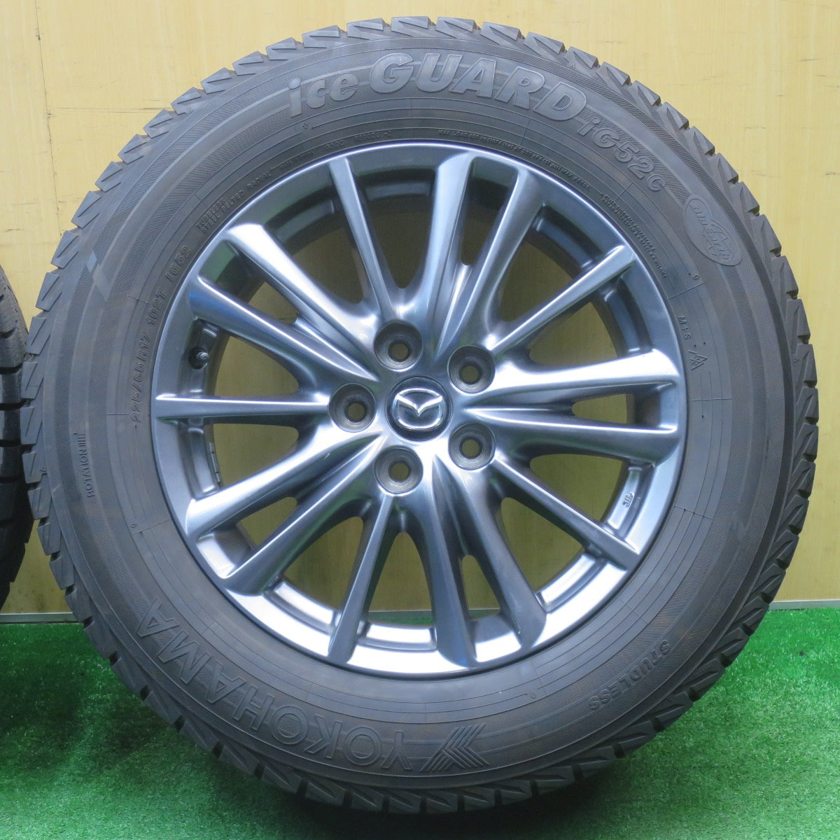 バリ溝！22年！キレイ！ほぼ10分★マツダ CX-5 純正 225/65R17 スタッドレス ヨコハマ アイスガード iG52C 17インチ CX5 PCD114.3/5H★5111313NJス