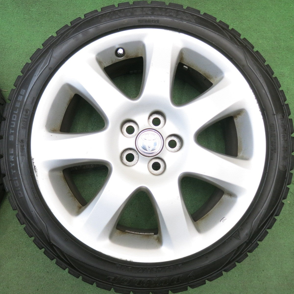 4本価格◎トヨタ アベンシス 純正 215/45R17 スタッドレス ダンロップ ウインターマックス WM01 17インチ PCD100/5H◎6072306HAス