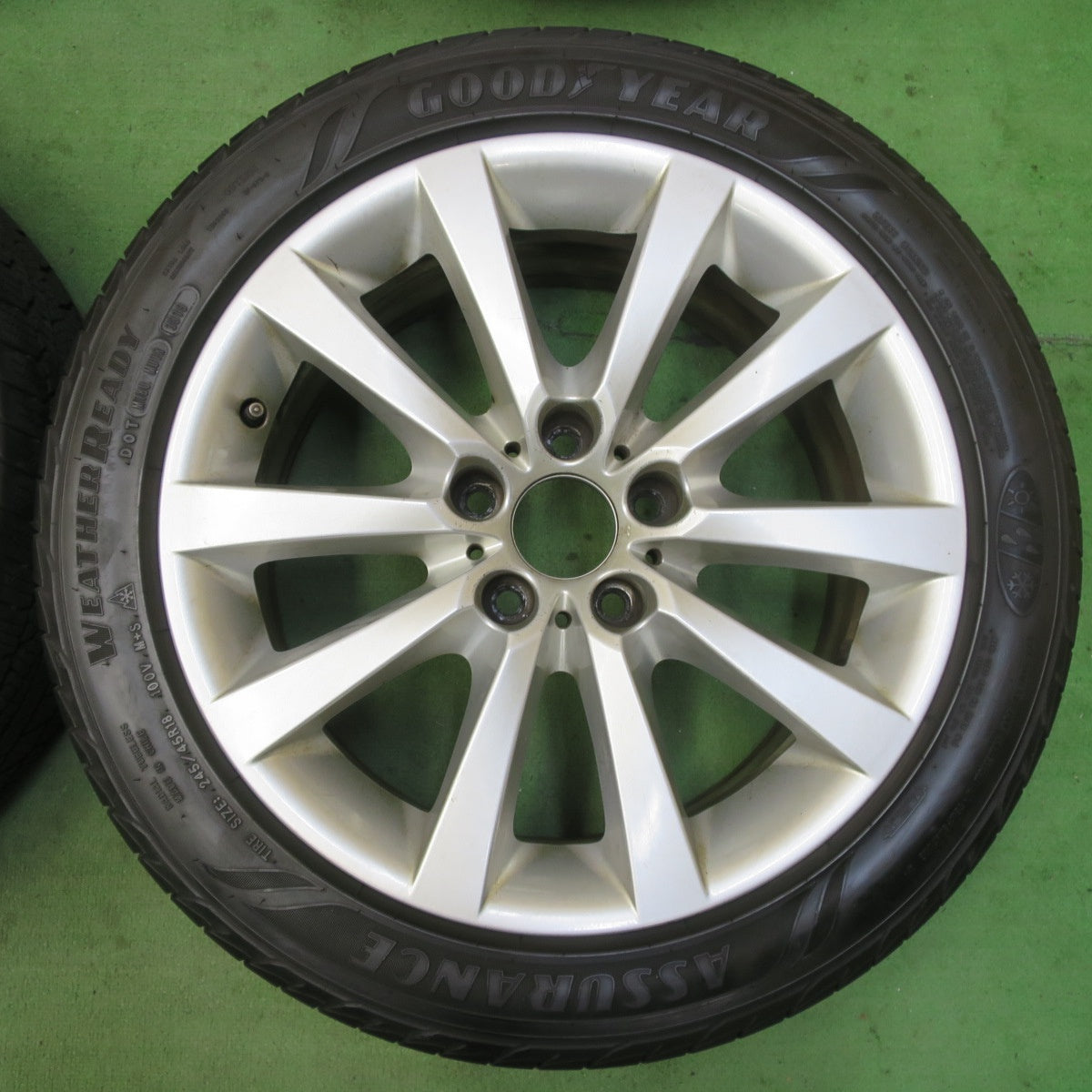 バリ溝！9分★BMW F10 F11 5シリーズ 純正 245/45R18 グッドイヤー ASSURANCE WEATHER READY 18インチ PCD120/5H★5071601イオ