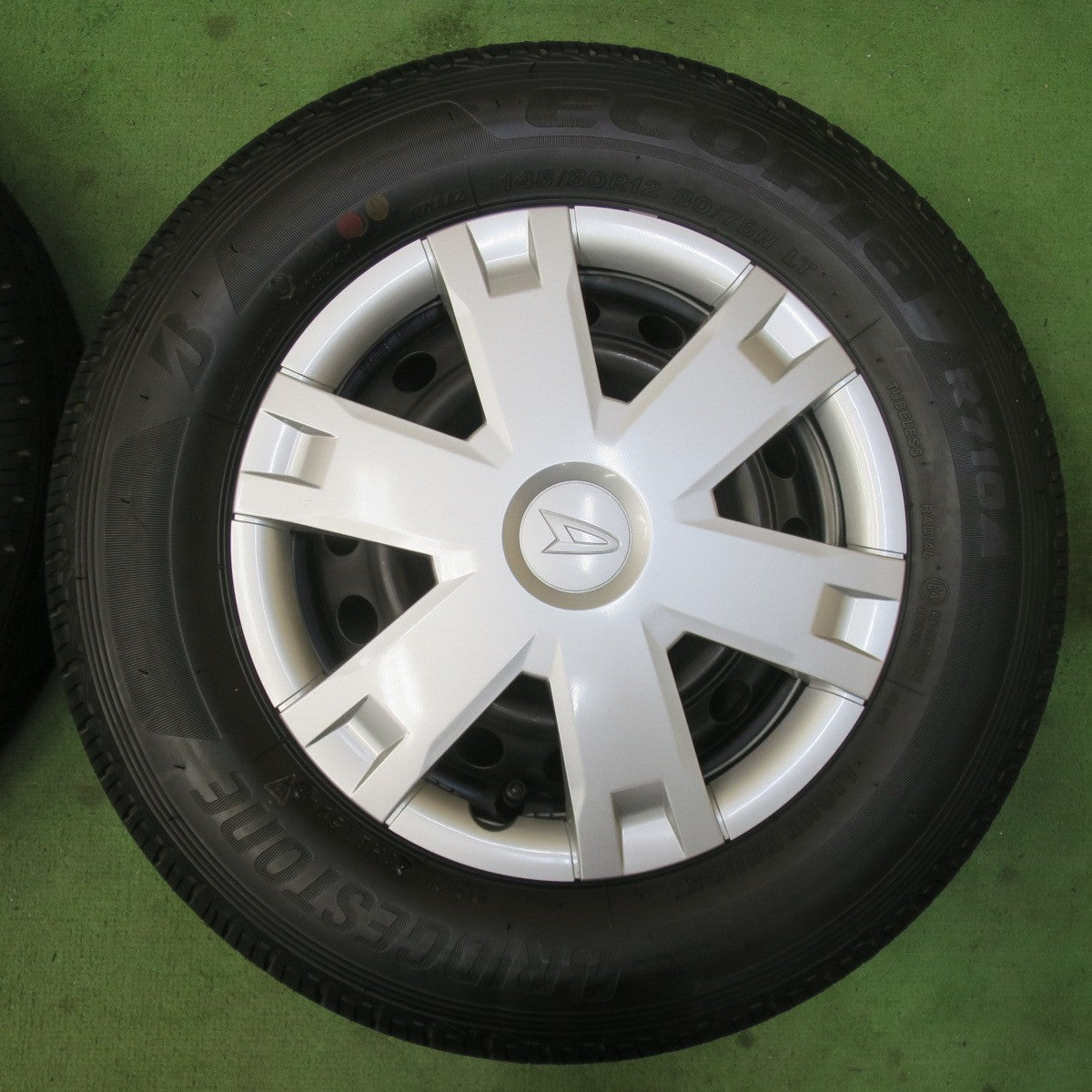 新車外し！24年★ダイハツ アトレー ハイゼット 等 純正 スチール 145/80R12 80/78N ブリヂストン エコピア R710A 12インチ PCD100/4H★6022810イノ