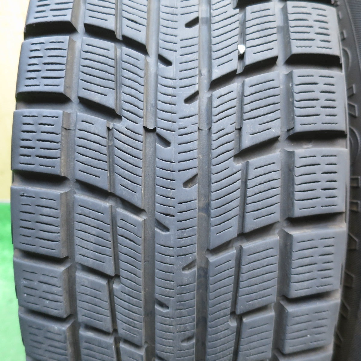 バリ溝！8.5分★スタッドレス 195/65R15 ヨコハマ アイスガード iG52C LAYCEA 02 レイシア 15インチ PCD114.3/5H★6050801NJス