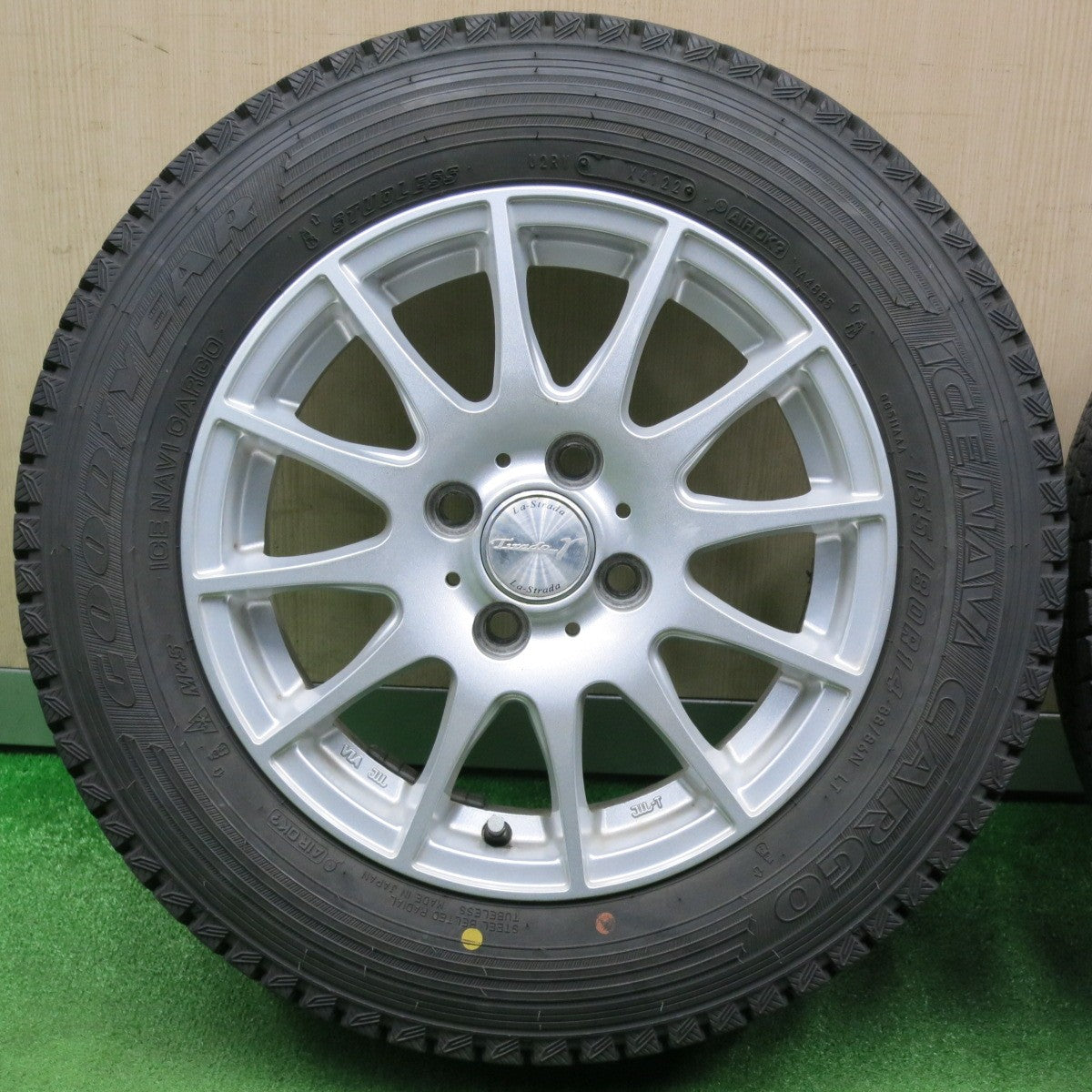 [送料無料] バリ溝！22年！キレイ！9.5分★スタッドレス 155/80R14 88/86N グッドイヤー アイスナビ カーゴ La-Strada Tiradoγ 阿部商会 14インチ PCD100/4H★5010706NJス