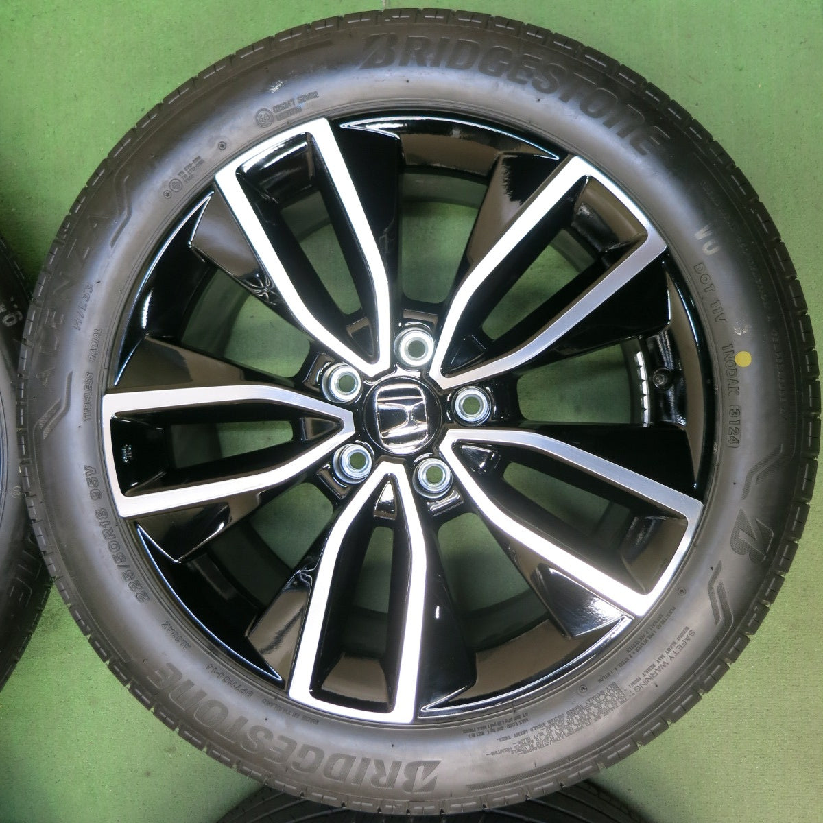 新車外し！24年★ホンダ RV ヴェゼル 純正 225/50R18 ブリヂストン アレンザ H/L33 18インチ PCD114.3/5H★5073011SYノ