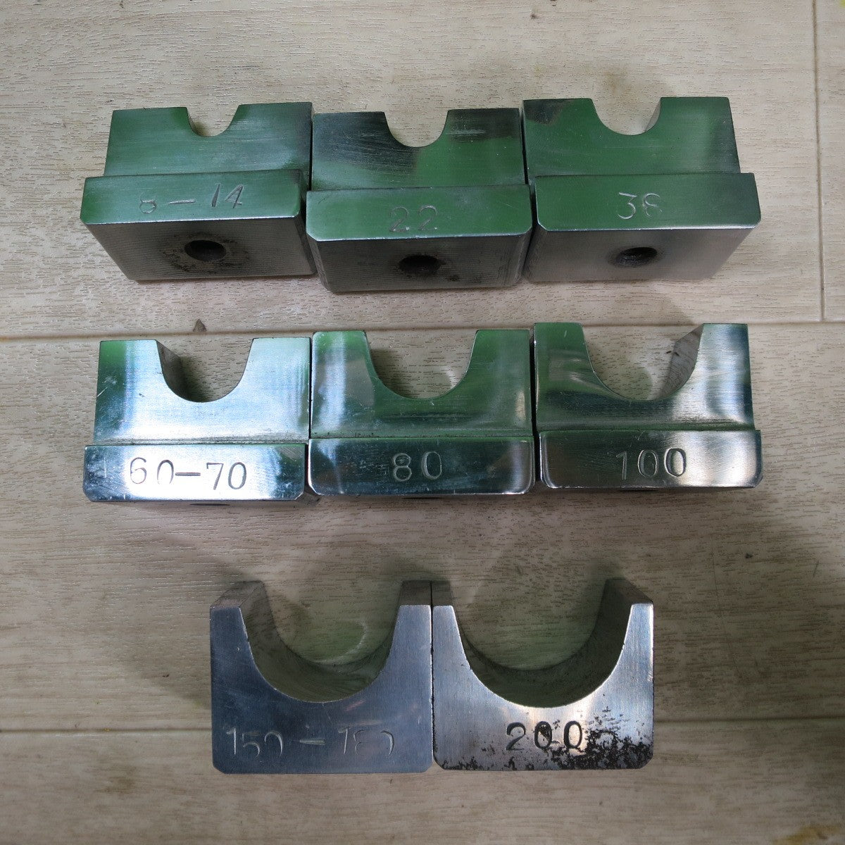 ☆泉精器 イズミ 油圧式 分離式 圧着 工具 型式 不明 ヘッド 8-14 22 38 60-70 80 100 150-180 200 325 等 道具 IZUMI 現状品☆