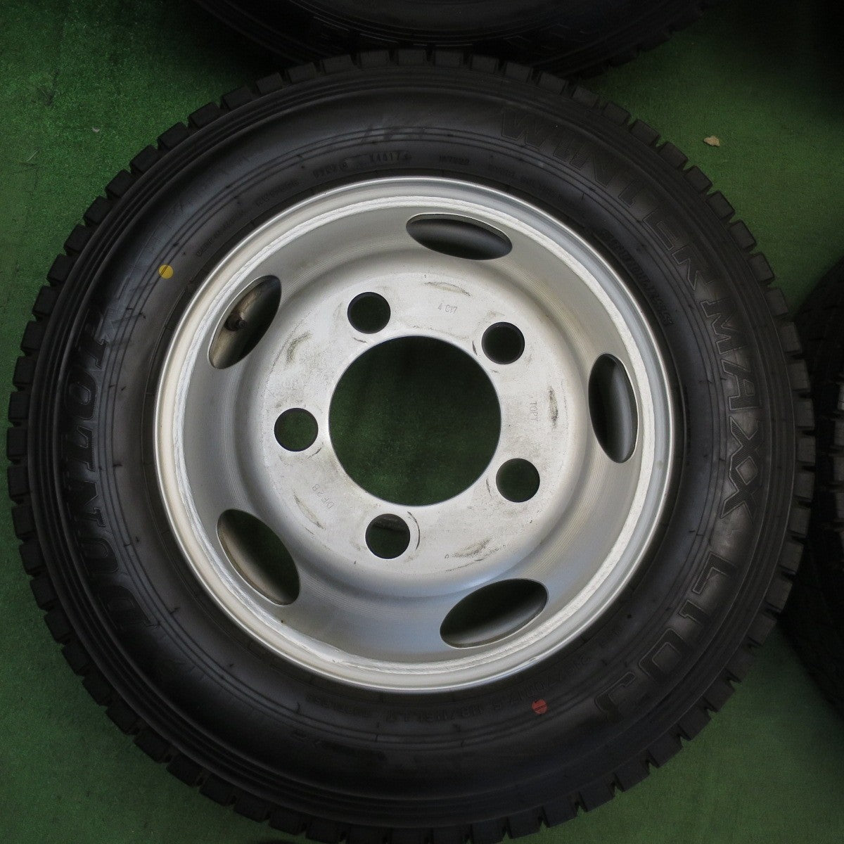 バリ溝！9分！6本◎トラック 215/70R17.5 118/116L スタッドレス ダンロップ ウインターマックス LT03 TOPY スチール 17.5インチ PCD208/5H◎6052601シス