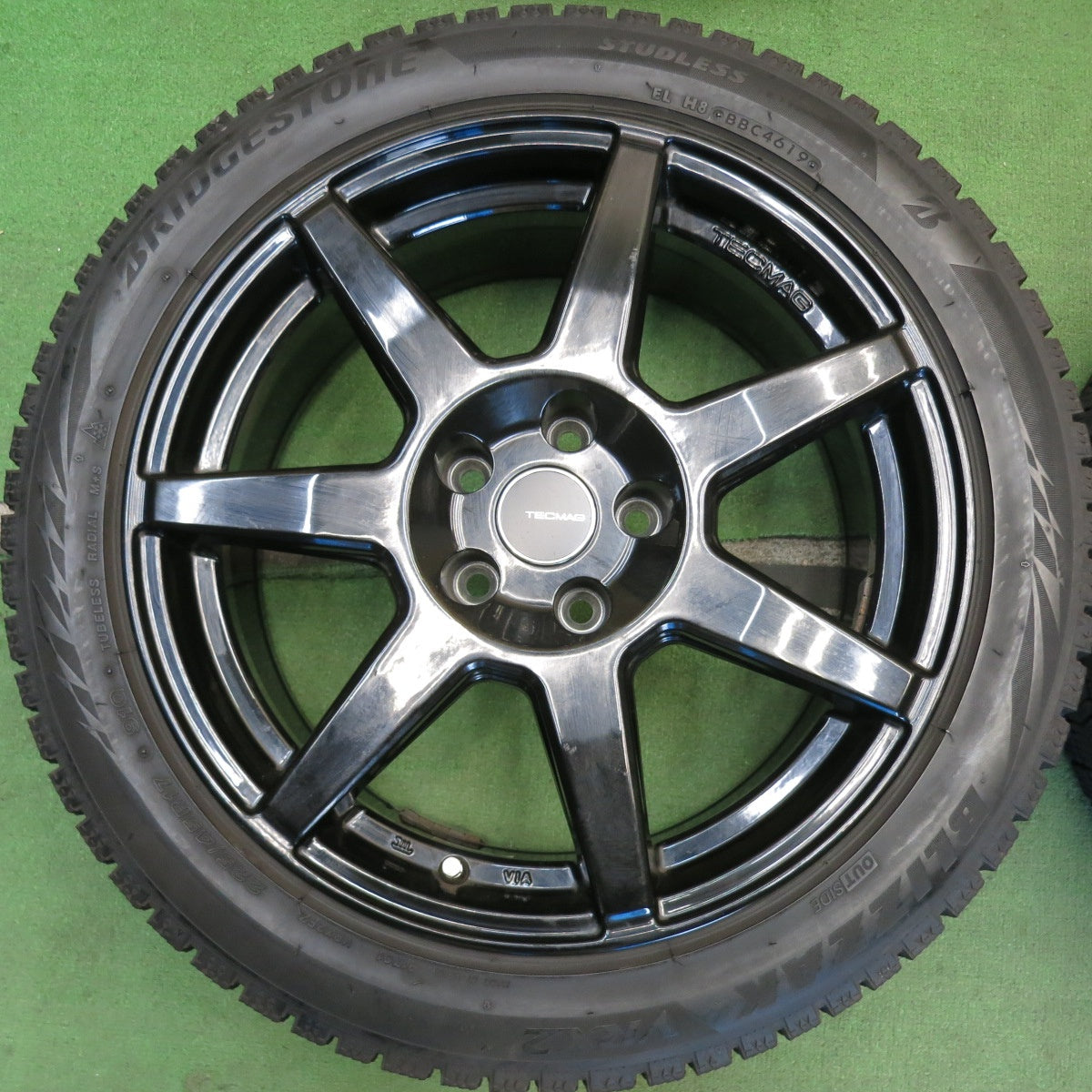 バリ溝！9分◎アルファロメオ 等 TECMAG Type 207R 225/45R17 スタッドレス ブリヂストン ブリザック VRX2 テクマグ 17インチ PCD110/5H◎6081308HAス