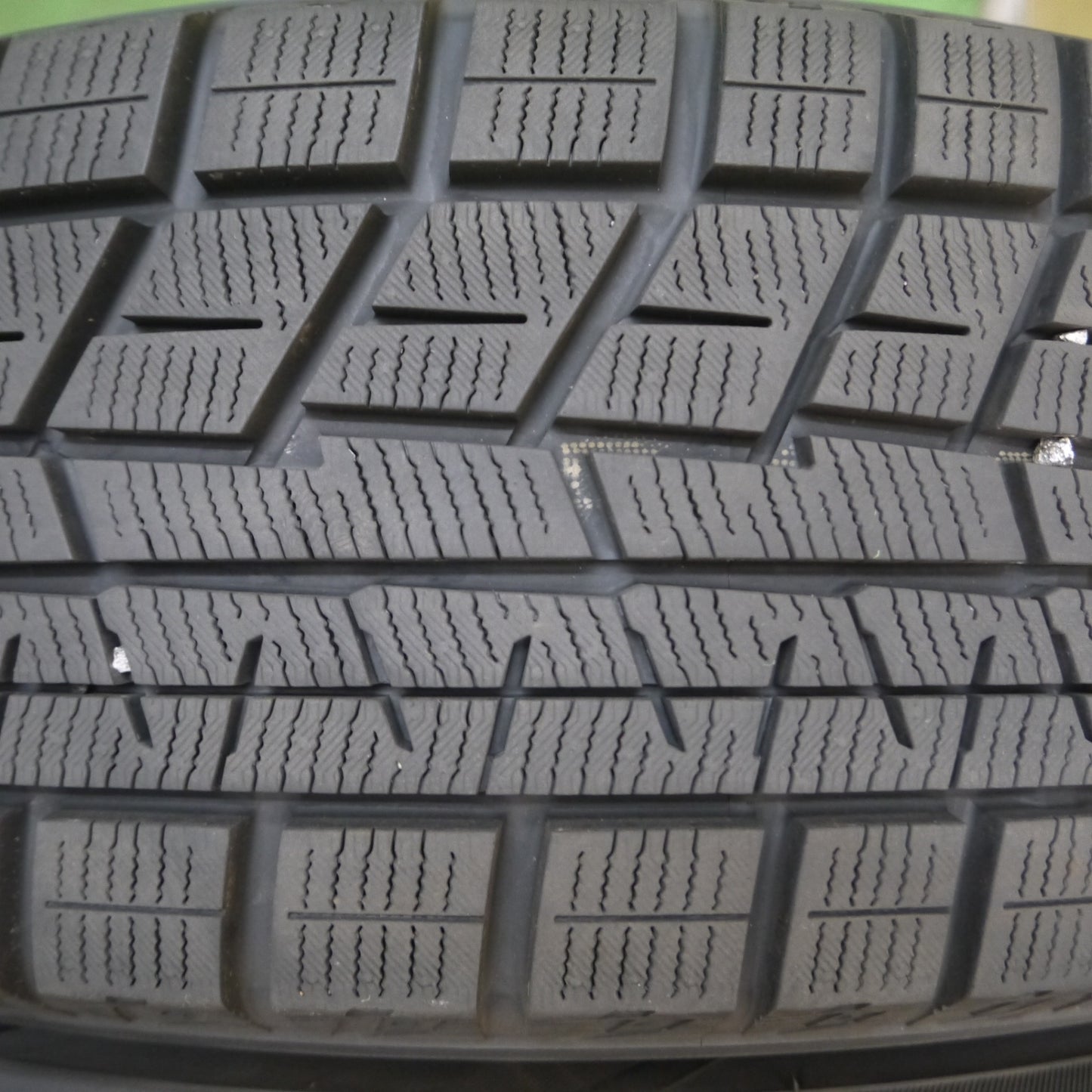 *送料無料* バリ溝！21年！キレイ！9.5分以上★スタッドレス 195/65R16 ヨコハマ アイスガード iG60 ESTROSA エステローザ PCD100/4H★4050802Hス