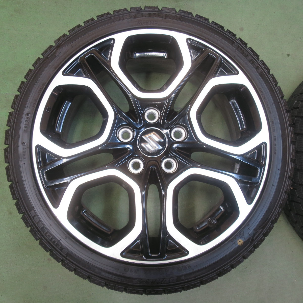 バリ溝！24年！ほぼ10分★スズキ ZC33 スイフト スポーツ 純正 195/45R17 スタッドレス ダンロップ ウインターマックス WM02 17インチ PCD114.3/5H★6051204イス