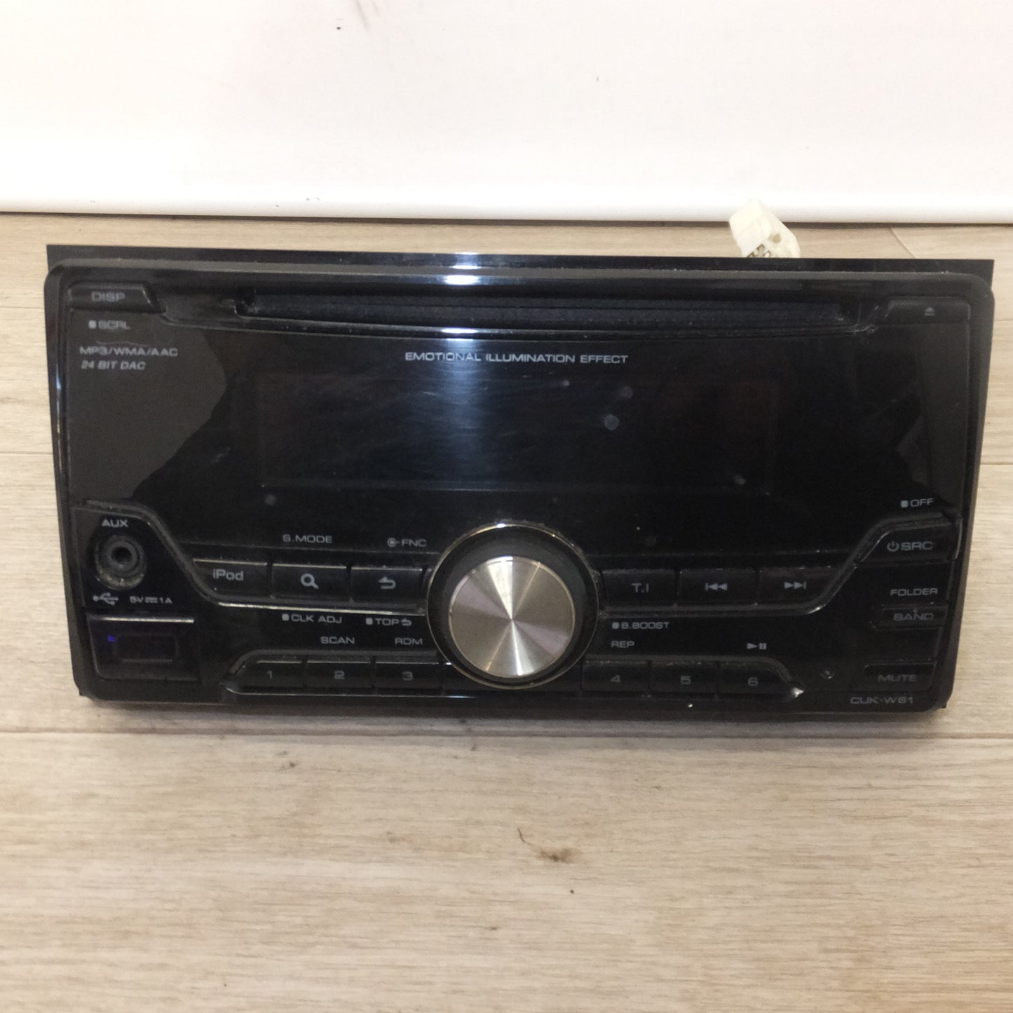 [送料無料] ★ケンウッド製 ダイハツ 純正 CDレシーバー CD RECEIVER CUK-W61(66★
