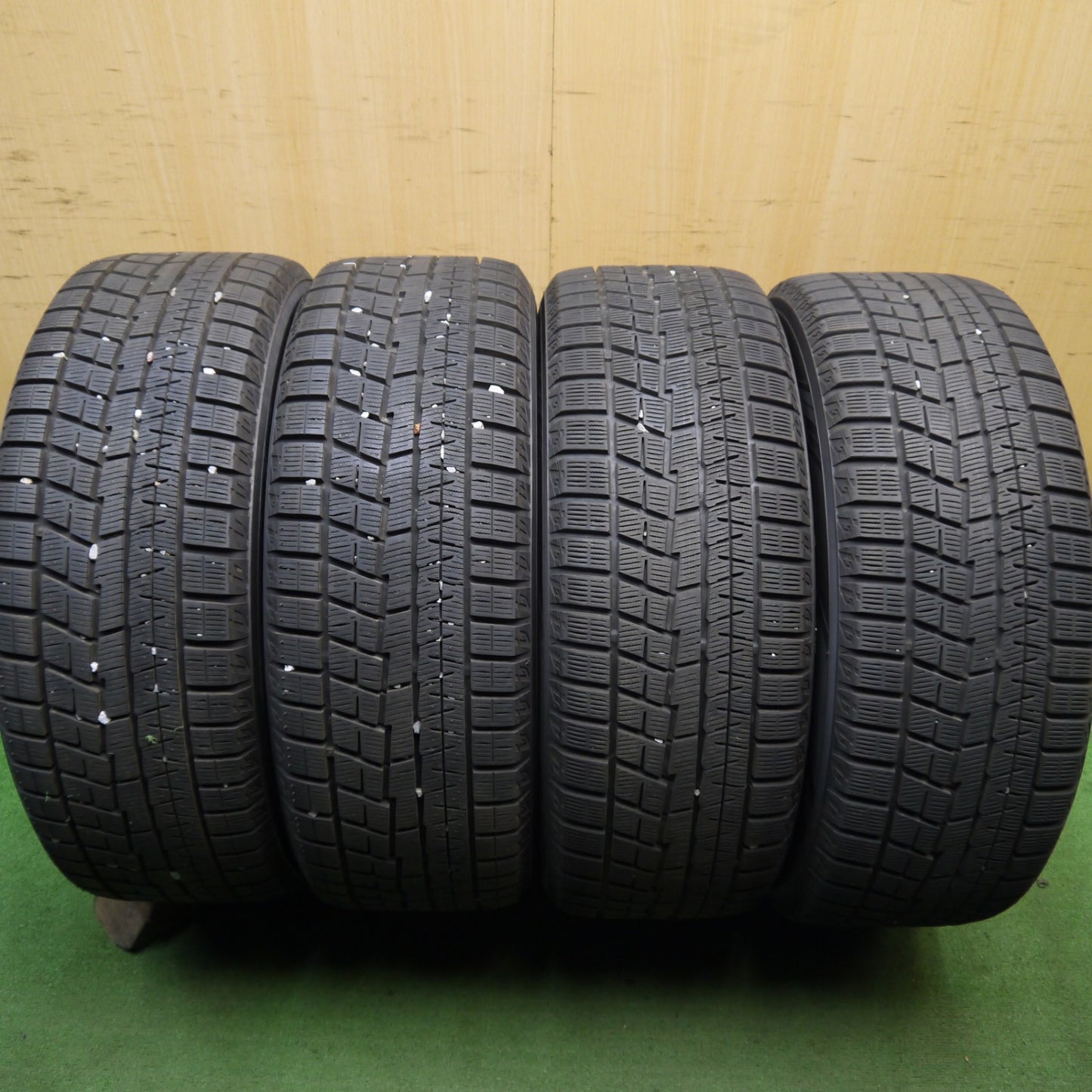 キレイ！★スタッドレス 225/55R17 ヨコハマ アイスガード iG60 GRASS グラス 17インチ PCD114.3★3110809Hス