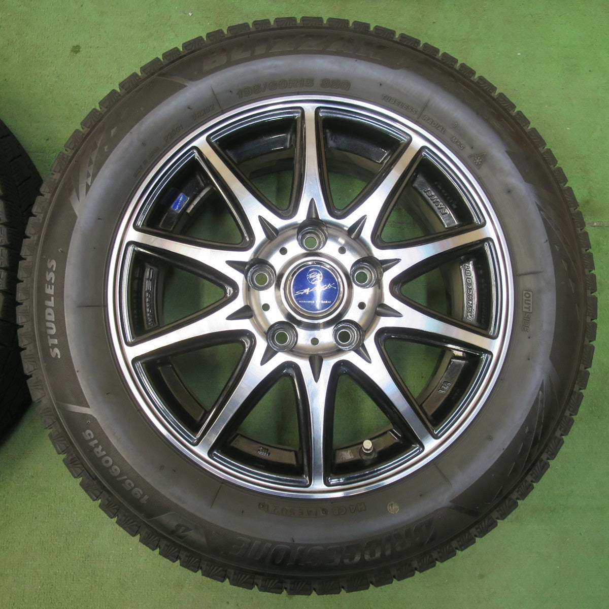 バリ溝！9分★スタッドレス 195/60R15 ブリヂストン ブリザック VRX3 SMACK ENKEI スマック エンケイ 15インチ PCD114.3/5H★6011006イス