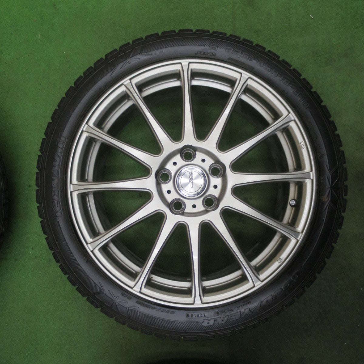 バリ溝！キレイ！9分★スタッドレス 225/45R18 グッドイヤー アイスナビ6 ravrion LUMIERE ラブリオン 18インチ PCD114.3/5H★6022503TTス