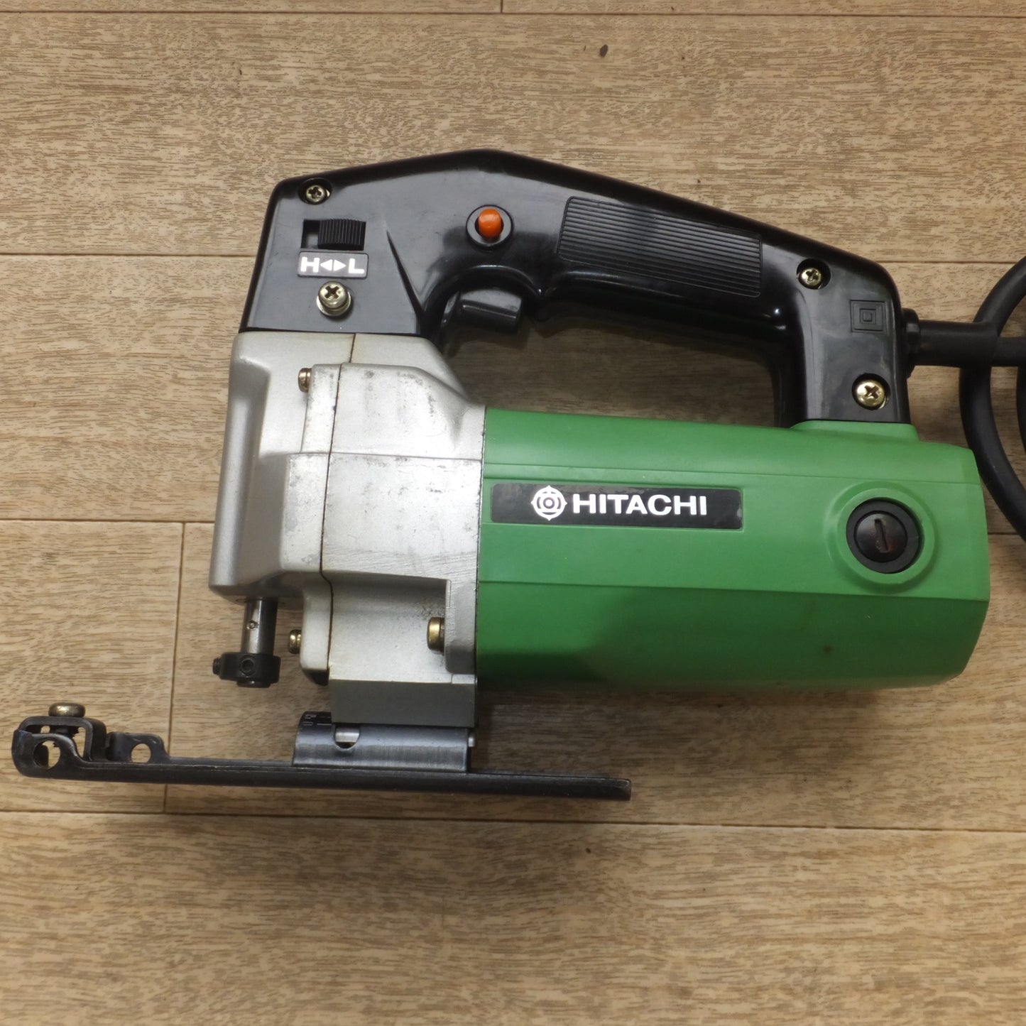 [送料無料] ★日立 HITACHI 電気ジグソー JT-60　100V 50/60Hz 4A 380W 30min★