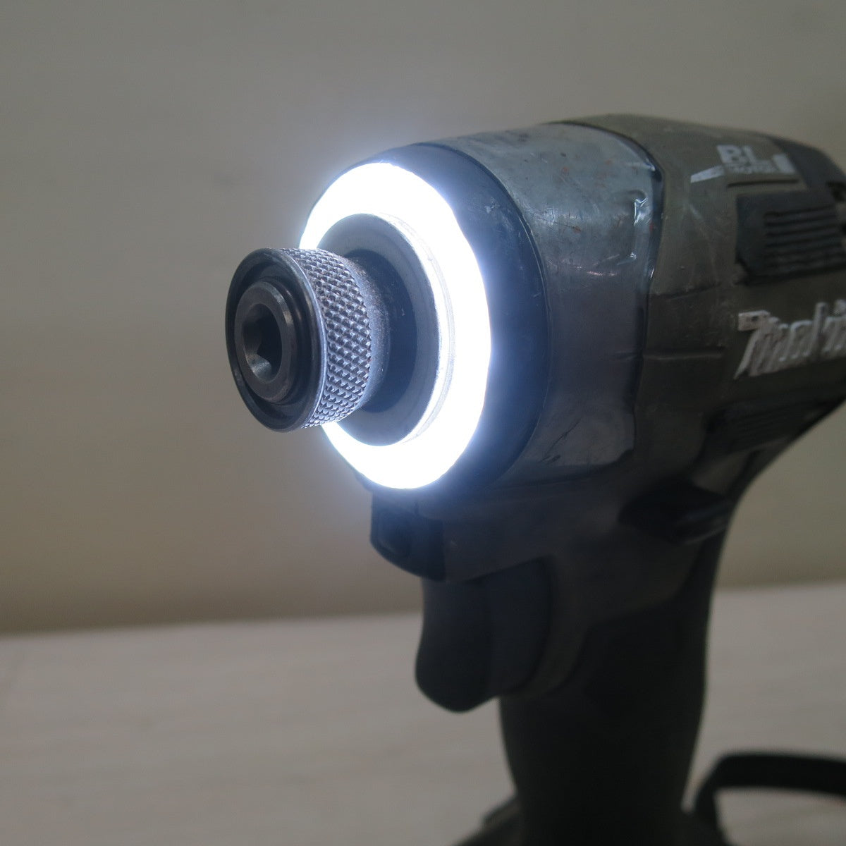☆マキタ 充電式 インパクトドライバ TD173D 電動 工具 makita 18V バッテリー BL1830 コードレス☆
