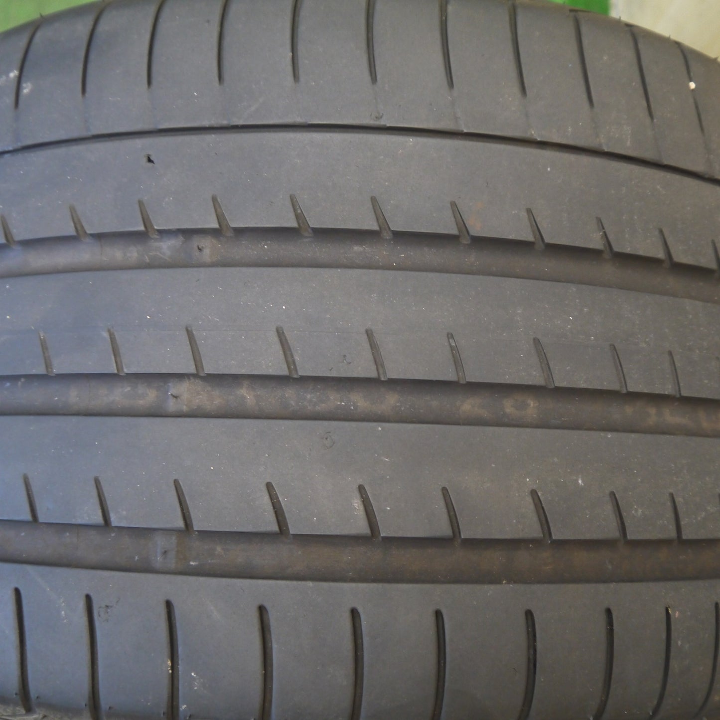 1本価格！26年◎295/35R19 ヨコハマ アドバン スポーツ V105 NO タイヤ 19インチ ポルシェ 911 991 カレラ 等◎6082104Hノタ