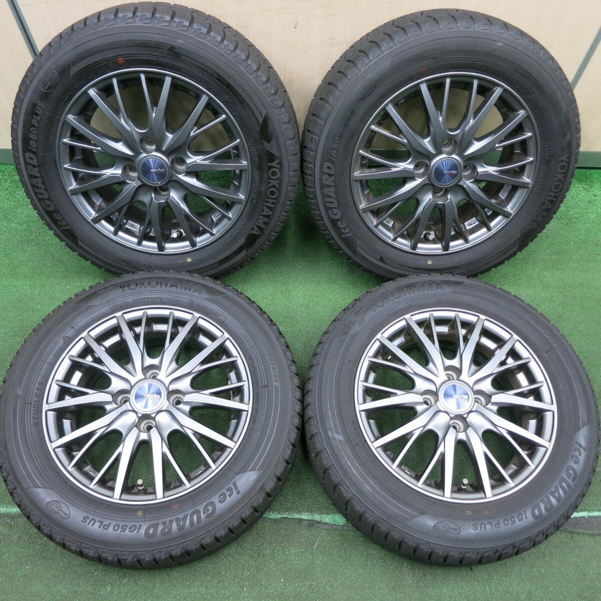 バリ溝！9.5分★ススタッドレス 175/65R14 ヨコハマ アイスガード iG50 プラス ravrion RM01 ラブリオン PCD100/4H★4051307HAス