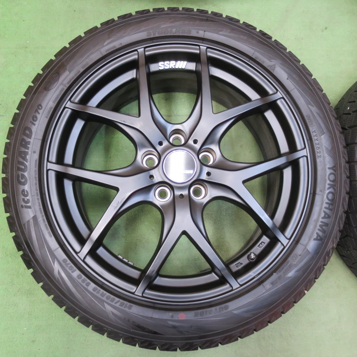 バリ溝！22年！キレイ！9.5分以上★SSR GTV03 TANABE 215/50R18 スタッドレス ヨコハマ アイスガード iG70 18インチ タナベ PCD114.3/5H★5120902イス
