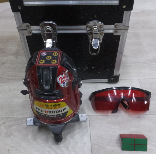 [送料無料] ◆ハンウェイテック レーザー 墨出し器 ドットライン HU-R2000P ケース付き 受光器なし 墨出し機◆