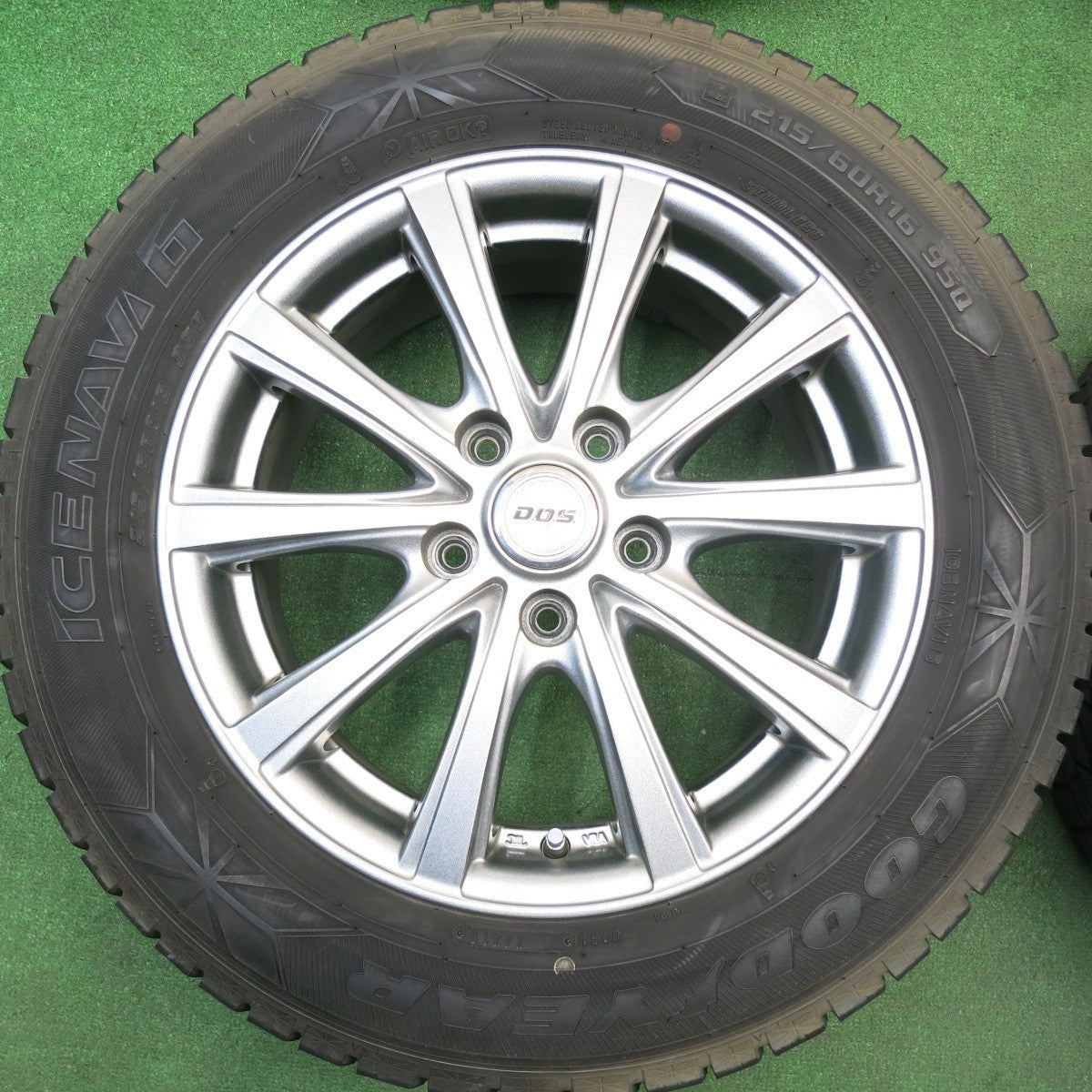 バリ溝！キレイ！8.5分★スタッドレス 215/60R16 グッドイヤー アイスナビ6 D.O.S. DOS 社外 アルミ 16インチ PCD114.3/5H★6011107HAス