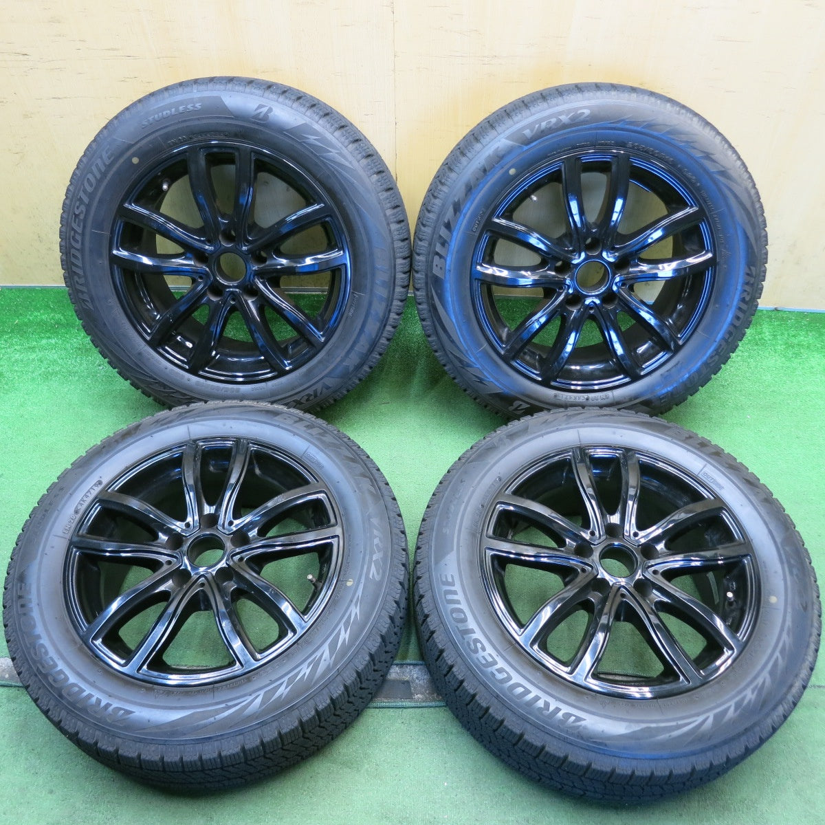 バリ溝！8.5分◎BMW 等 MAK FAHR 205/60R16 スタッドレス ブリヂストン ブリザック VRX2 マック ファー 16インチ PCD112/5H◎6081311HAス