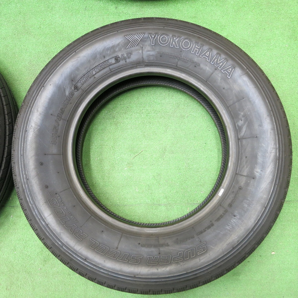 *送料無料* 4本価格！20年★トラック タイヤ 195/85R16 114/112L ヨコハマ SUPER STEEL RY108A 16インチ★4060403ナノタ