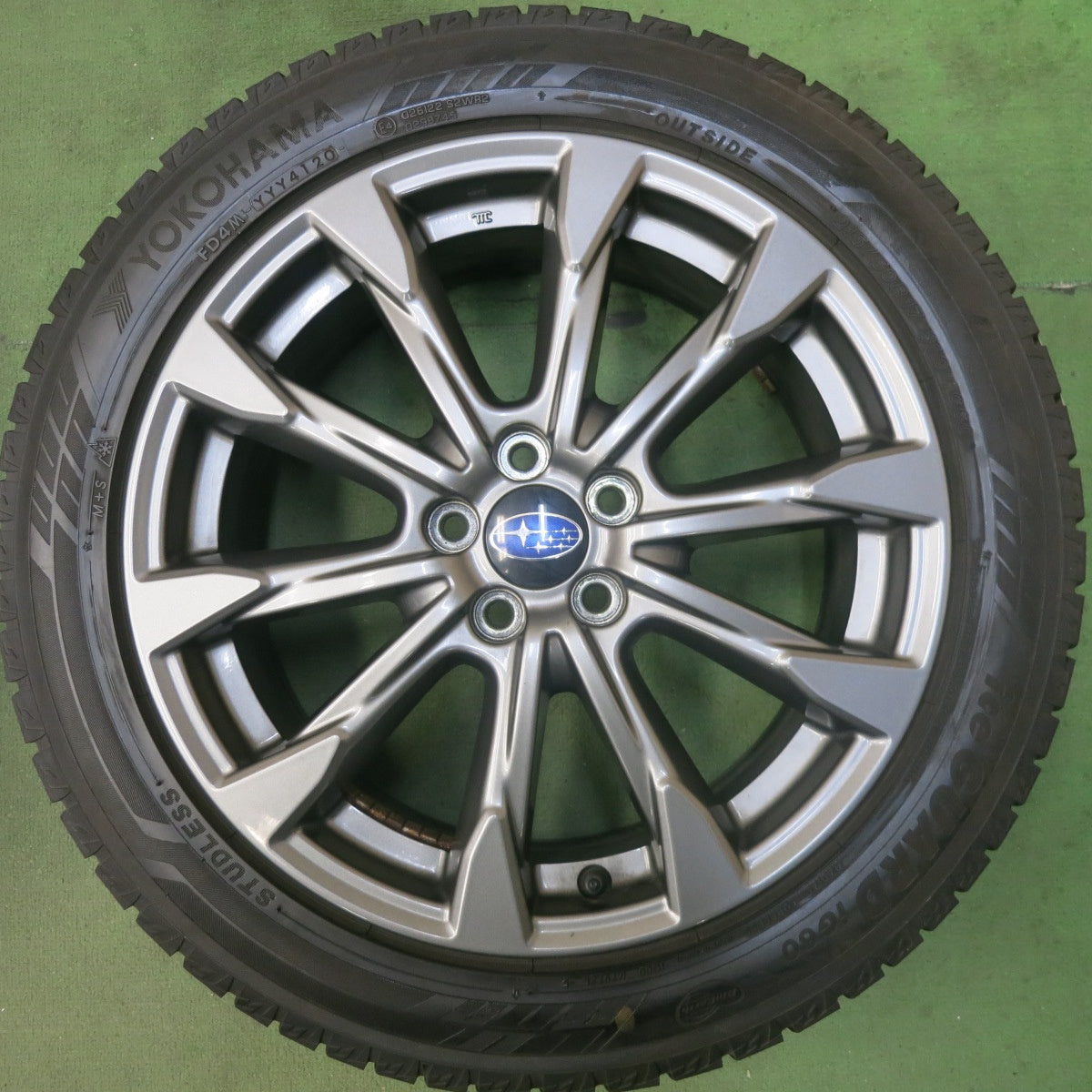 バリ溝！キレイ！9.5分★スバル インプレッサ スポーツ 純正 215/50R17 スタッドレス ヨコハマ アイスガード iG60 17インチ PCD100/5H★5102502SKス