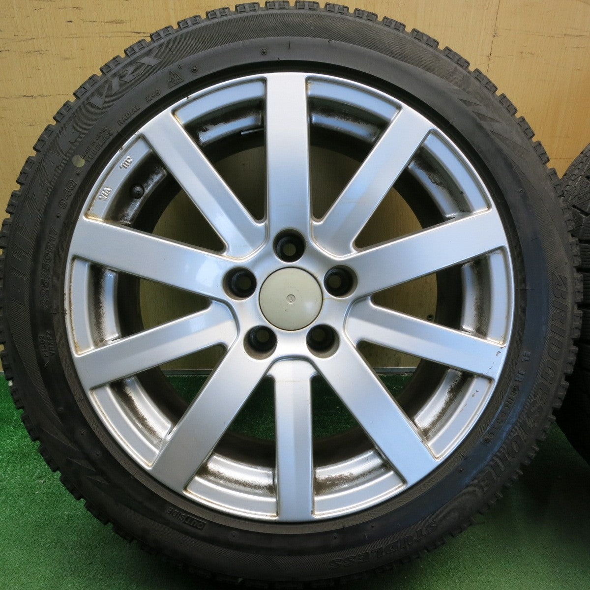 4本価格◎ベンツ 等 AGA S-10 225/50R17 スタッドレス ブリヂストン ブリザック VRX 17インチ PCD112/5H◎6081313HAス