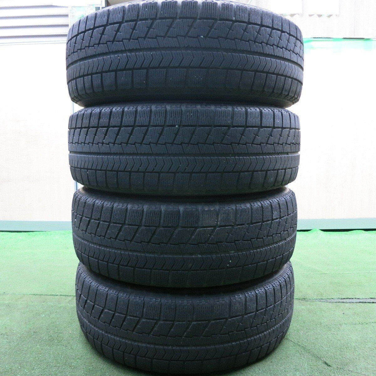 [送料無料] 4本価格★トヨタ 30系 プリウス 純正 195/65R15 スタッドレス ブリヂストン ブリザック VRX 15インチ PCD100/5H★4052701HAス