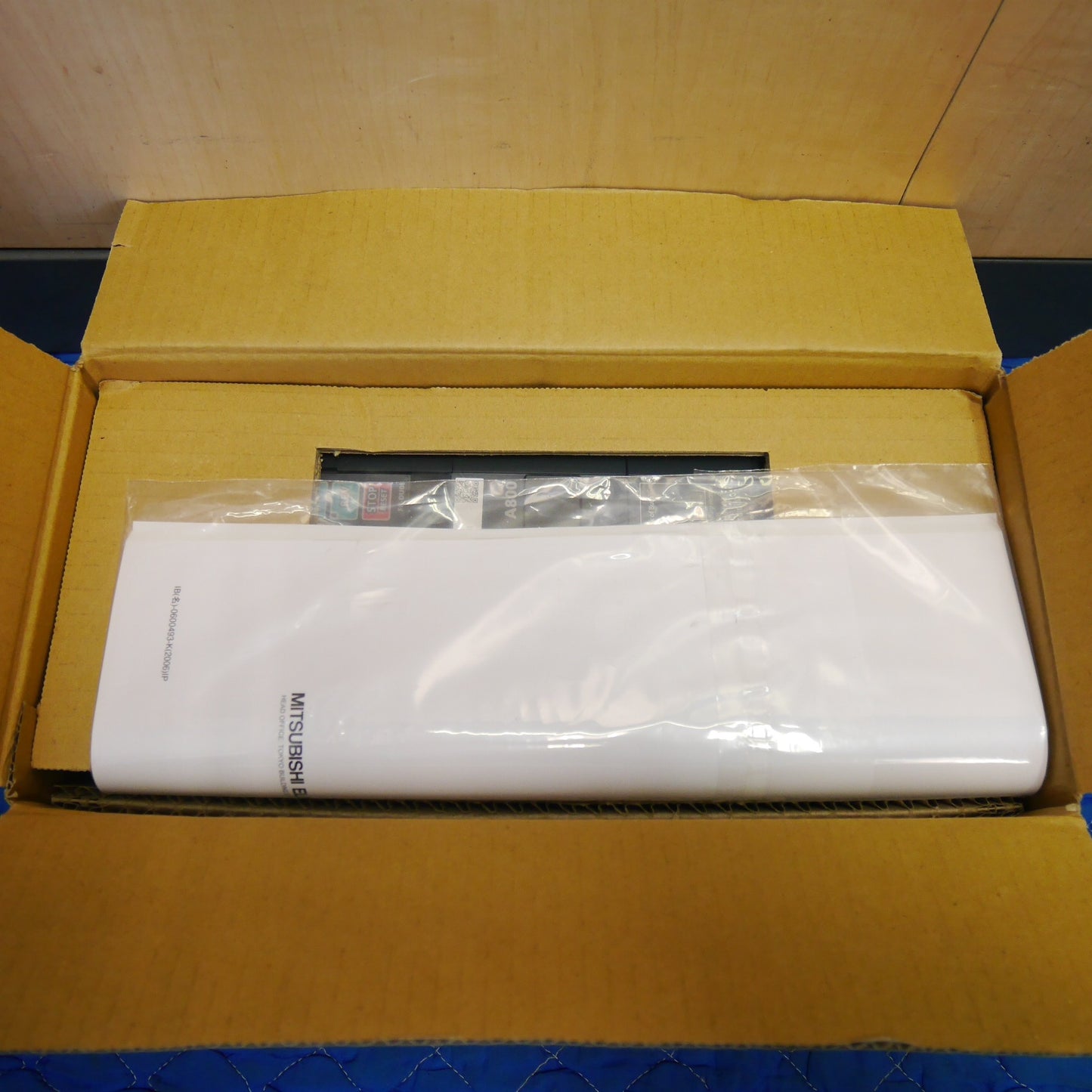 [送料無料] 未使用☆三菱 インバーター FR-A820-0.4K-1 MITSUBISHI 200V☆