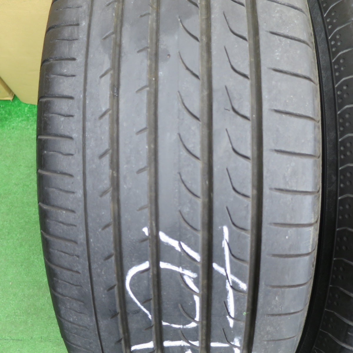 4本価格★ホンダ RU ヴェゼル 純正 215/55R17 ヨコハマ ブルーアース RV-02 17インチ PCD114.3/5H★6031501NKノ
