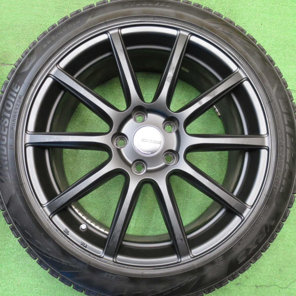 [送料無料] バリ溝！22年！ほぼ10分★スタッドレス 225/45R18 ブリヂストン ブリザック VRX3 ECO FORME エコフォルム 18インチ PCD114.3/5H★5030703Hス