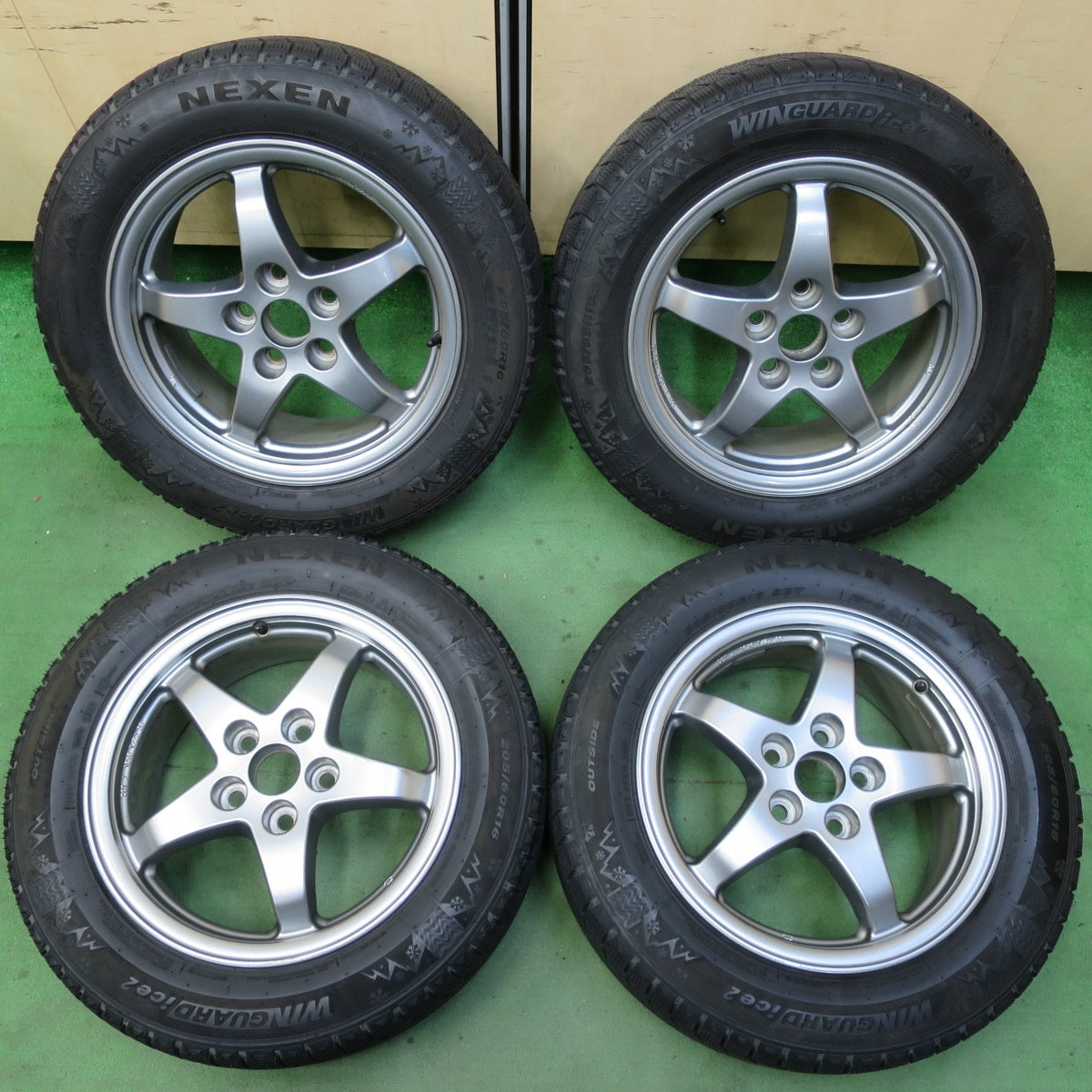 4本価格！21年★トヨタ SAI サイ 純正 205/60R16 スタッドレス ネクセン ウィンガード アイス2 16インチ PCD114.3/5H★5062506イス
