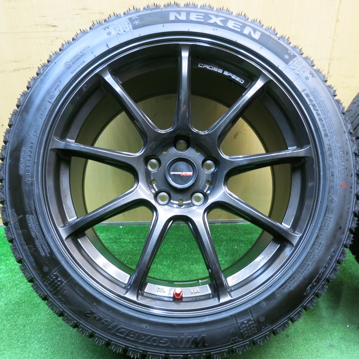 タイヤほぼ未使用！24年！キレイ★スタッドレス CROSS SPEED RS9 HYPER Edition 245/45R18 ネクセン ウィンガード アイス2 クロススピード 18インチ PCD114.3/5H★5052309AKス
