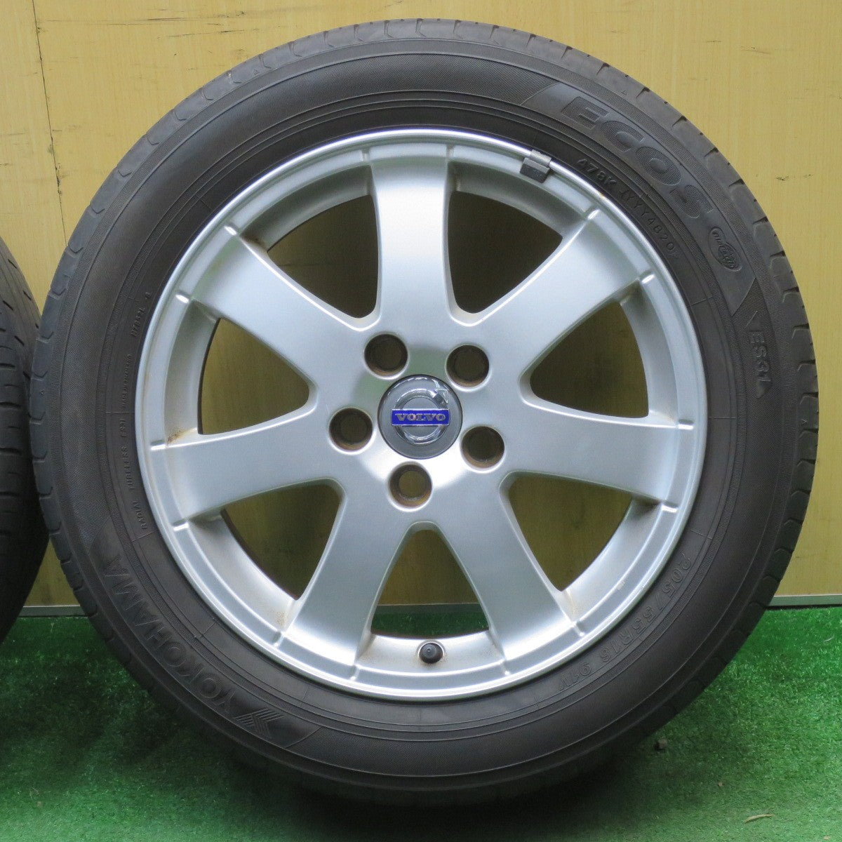 4本価格★ボルボ V50 S40 純正 205/55R16 ヨコハマ エコス ES31 16インチ PCD108/5H★6021102NJノ
