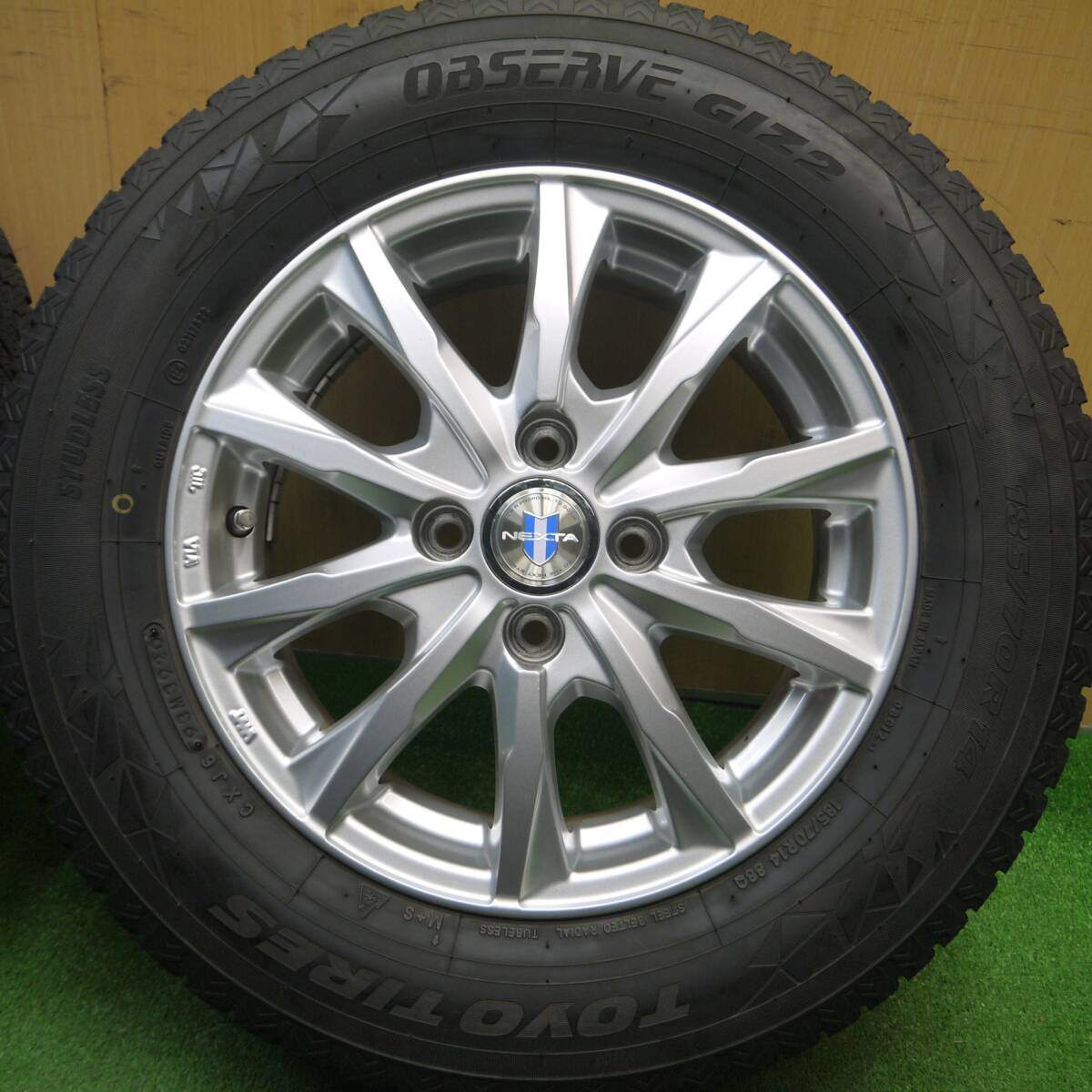 キレイ★スタッドレス 185/70R14 トーヨー オブザーブ GIZ2 NEXTA ネクスタ 14インチ PCD100/4H★4122510Hス
