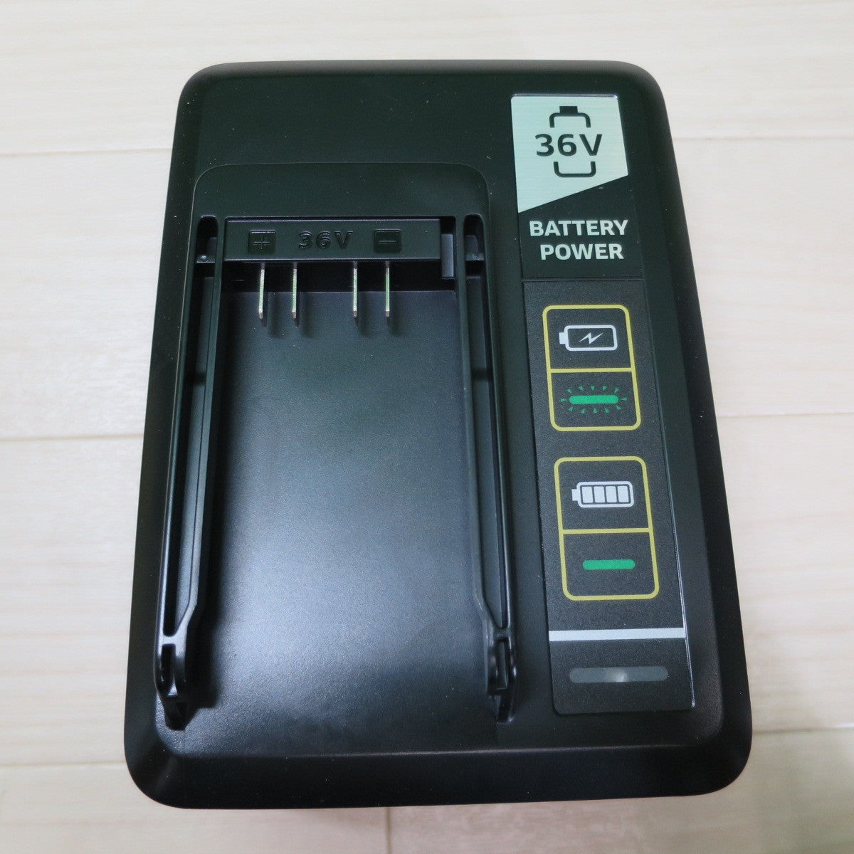 [送料無料] 未使用☆ケルヒャー バッテリーパワー 専用 急速 電池 充電器 36V 2.445-039.0☆