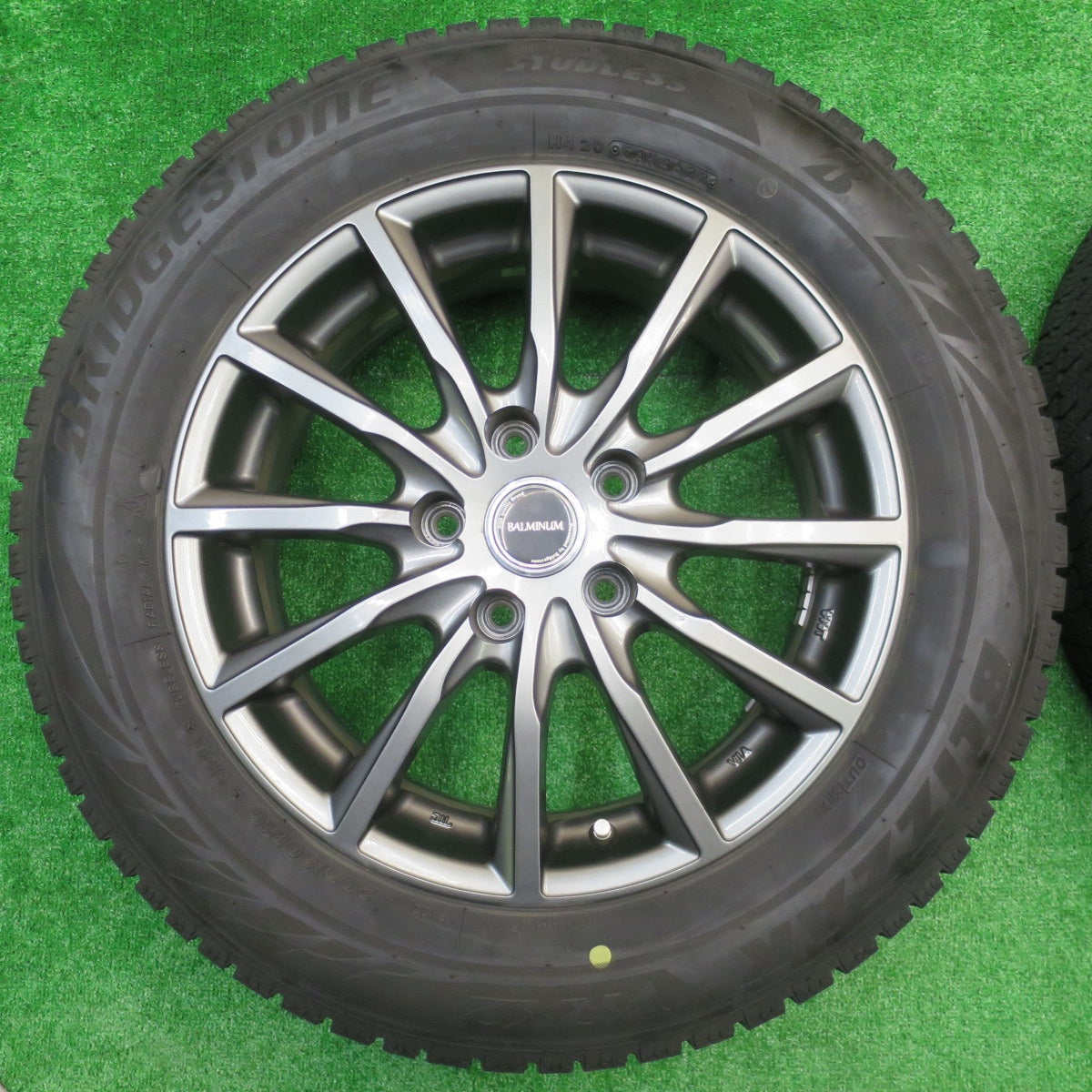 バリ溝！22年！キレイ！9分★スタッドレス 205/60R16 ブリヂストン ブリザック VRX2 BALMINUM バルミナ 16インチ PCD114.3/5H★5100808NJス