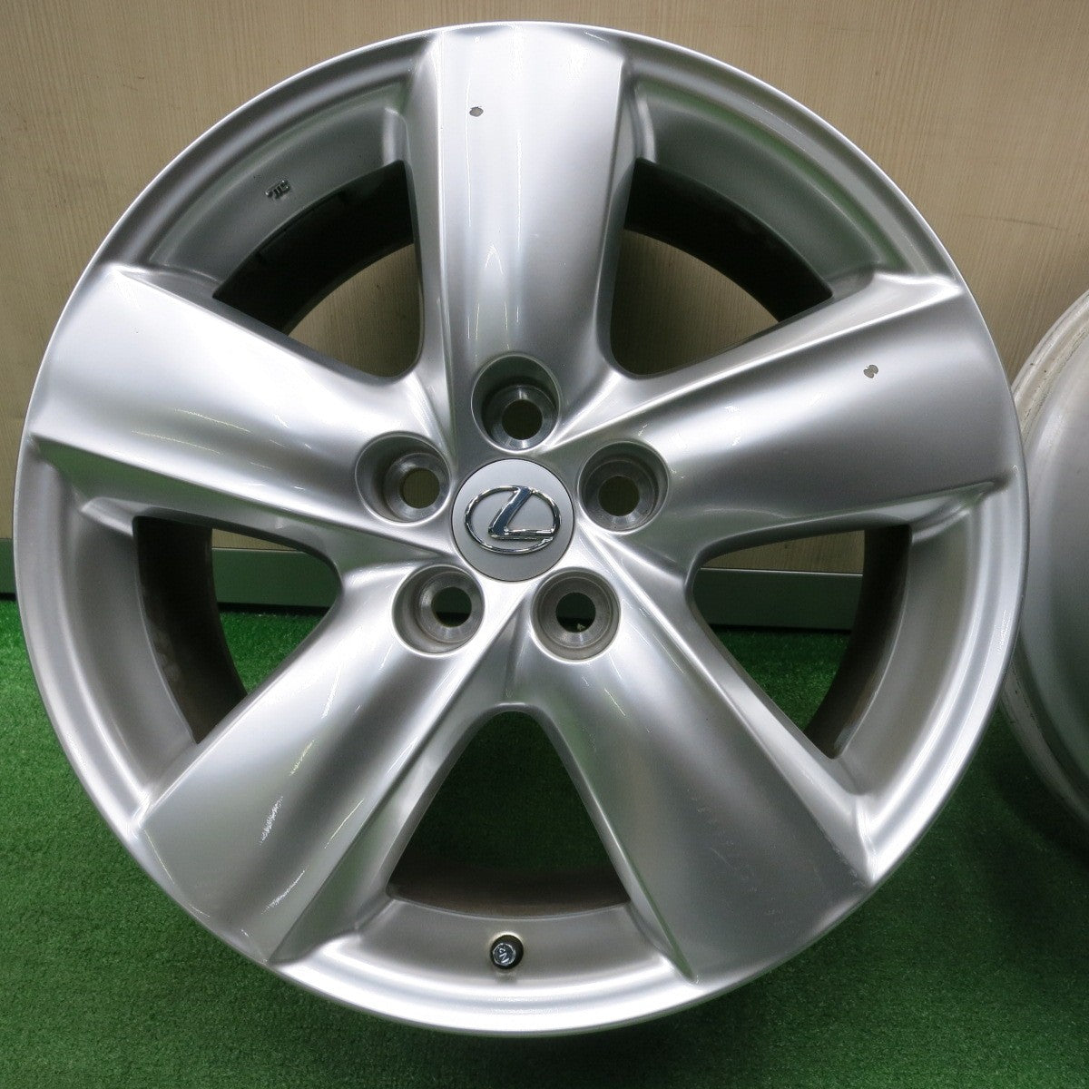 [送料無料] キレイ★レクサス LS 460 バージョンS 純正 ホイール 19インチ 19×8J PCD120/5H★4121002NJホ