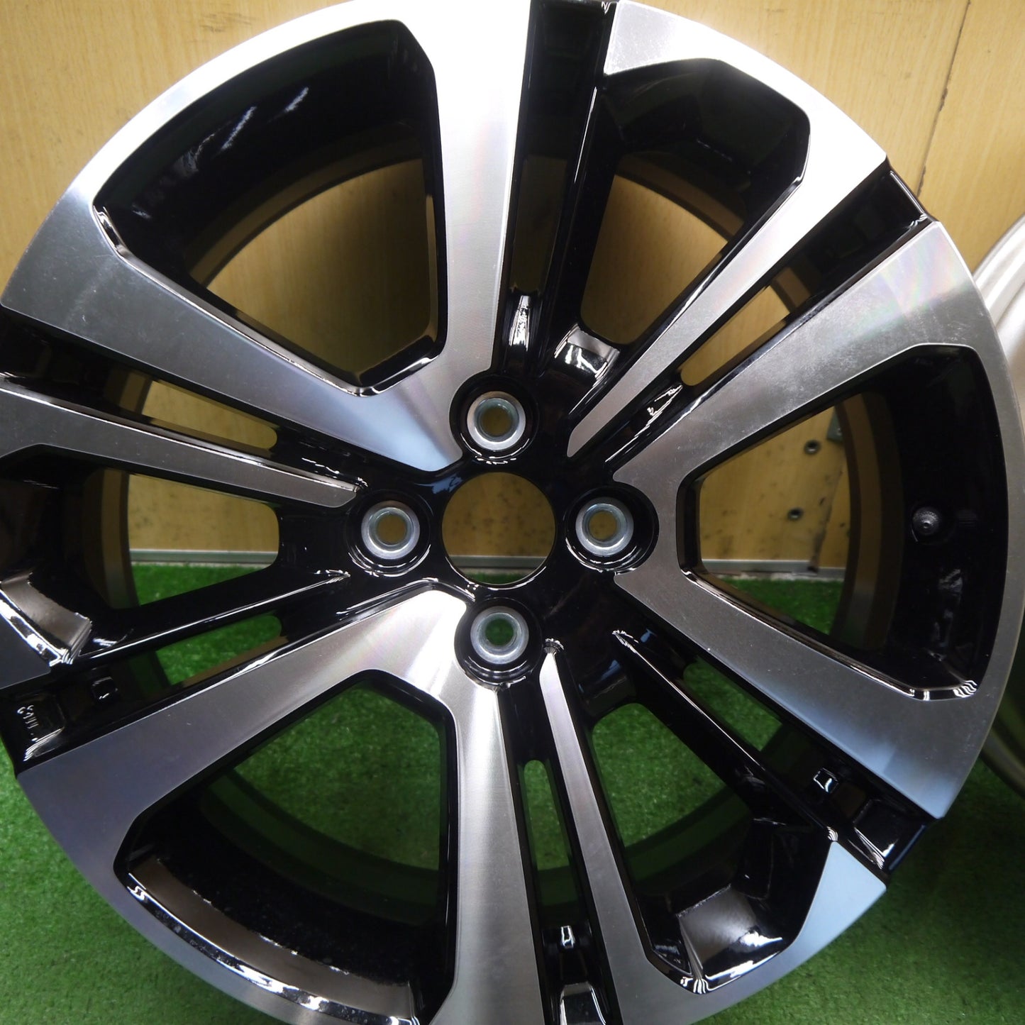 新車外し★ダイハツ ロッキー トヨタ ライズ 純正 ホイール 17インチ 17×6J PCD100/4H★6072806Hホ
