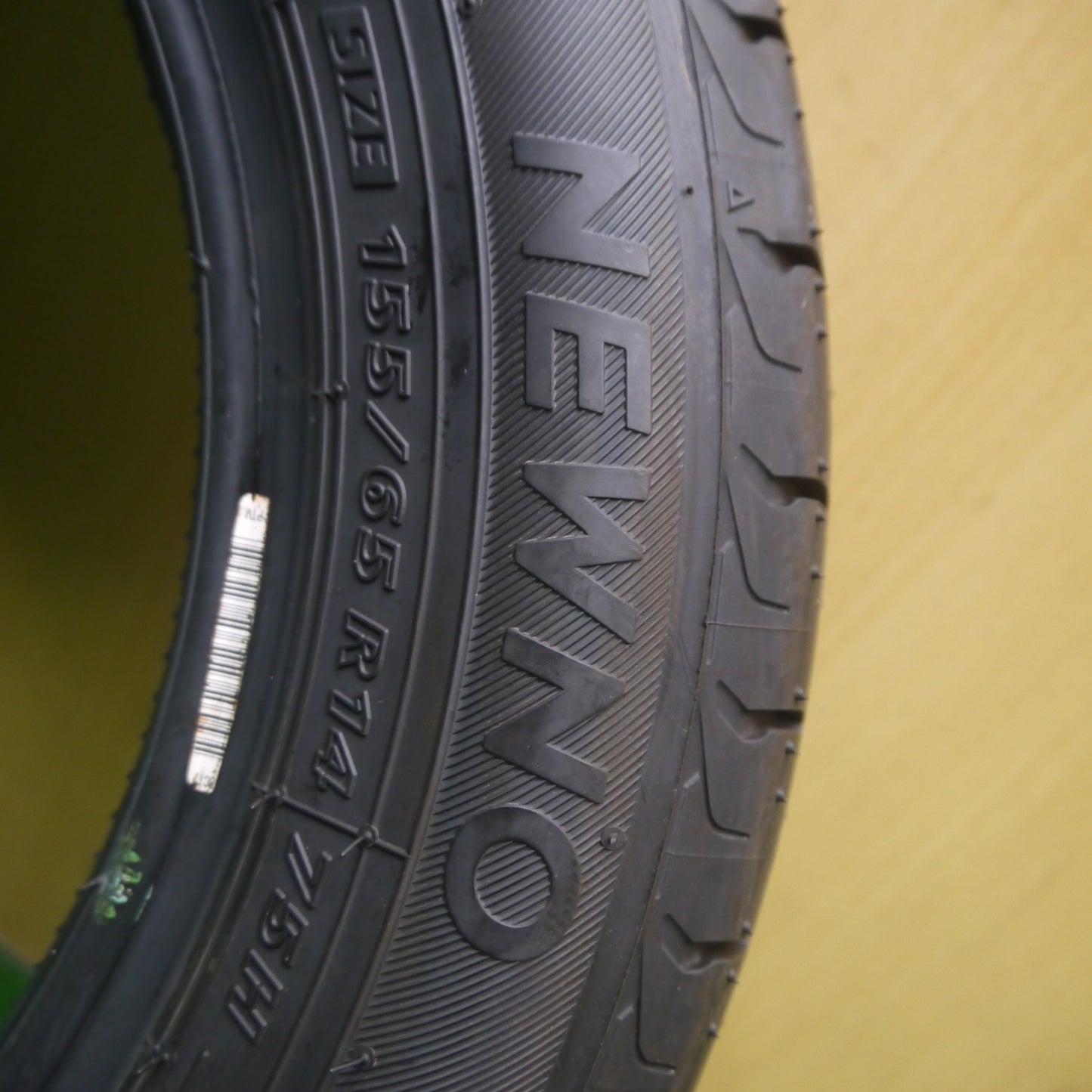 *送料無料* 新車外し！24年★155/65R14 ブリヂストン NEWNO ニューノ 14インチ タイヤ ワゴンR ムーブ タント N-BOX スペーシア デイズ 等★4082602Hノタ