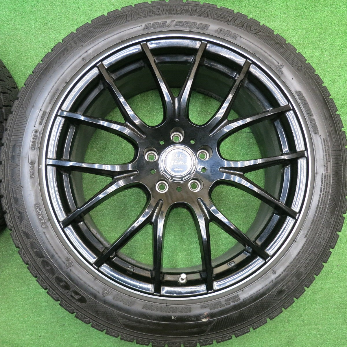 バリ溝！9分★スタッドレス 225/55R19 グッドイヤー アイスナビ SUV Voltec MILANO ボルテック インターミラノ 19インチ PCD114.3/5H★5112501HAス