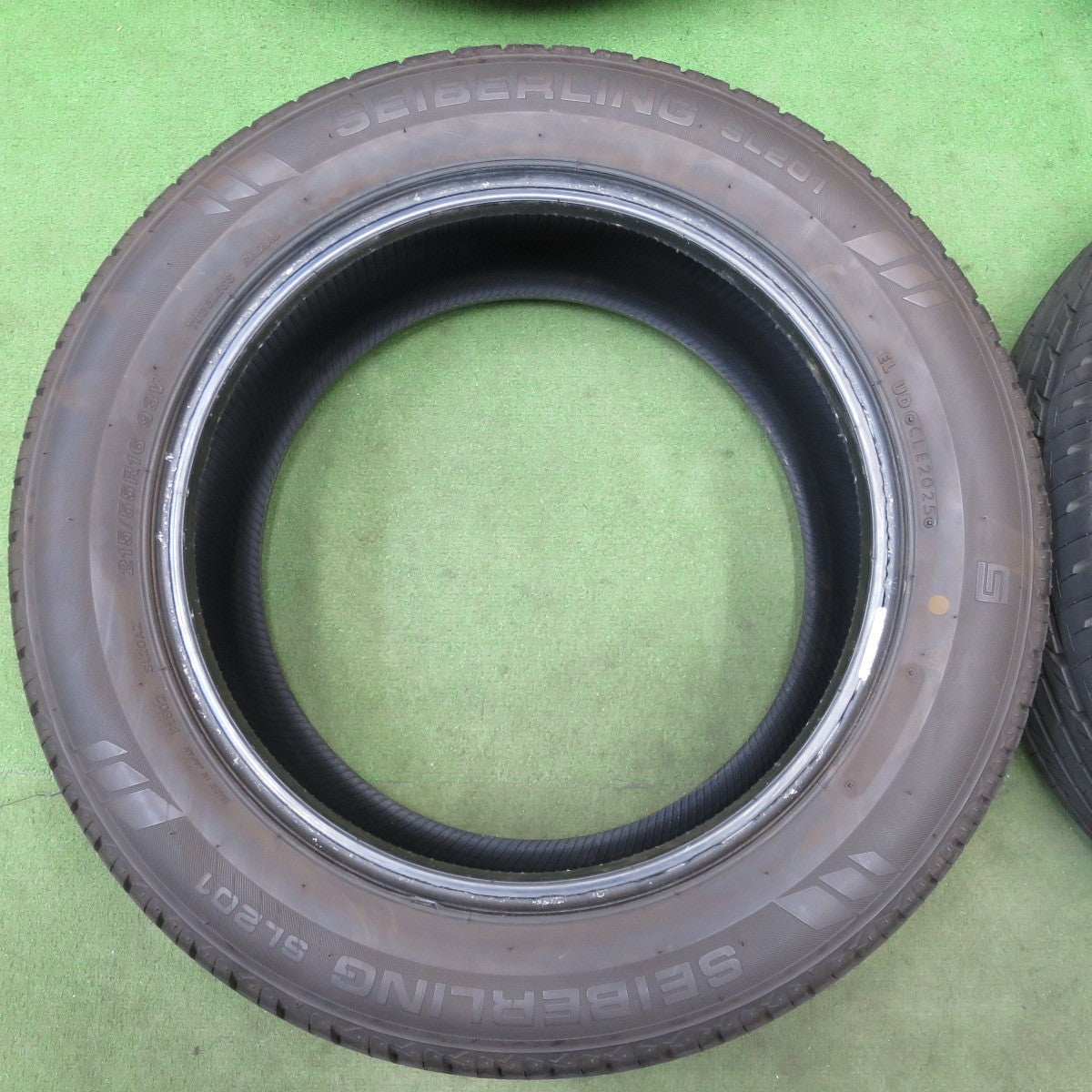 超バリ溝！25年！9.5分以上★215/55R16 セイバーリング SL201 タイヤ 16インチ クラウン インサイト レジェンド プレサージュ 等★6041303NGノタ