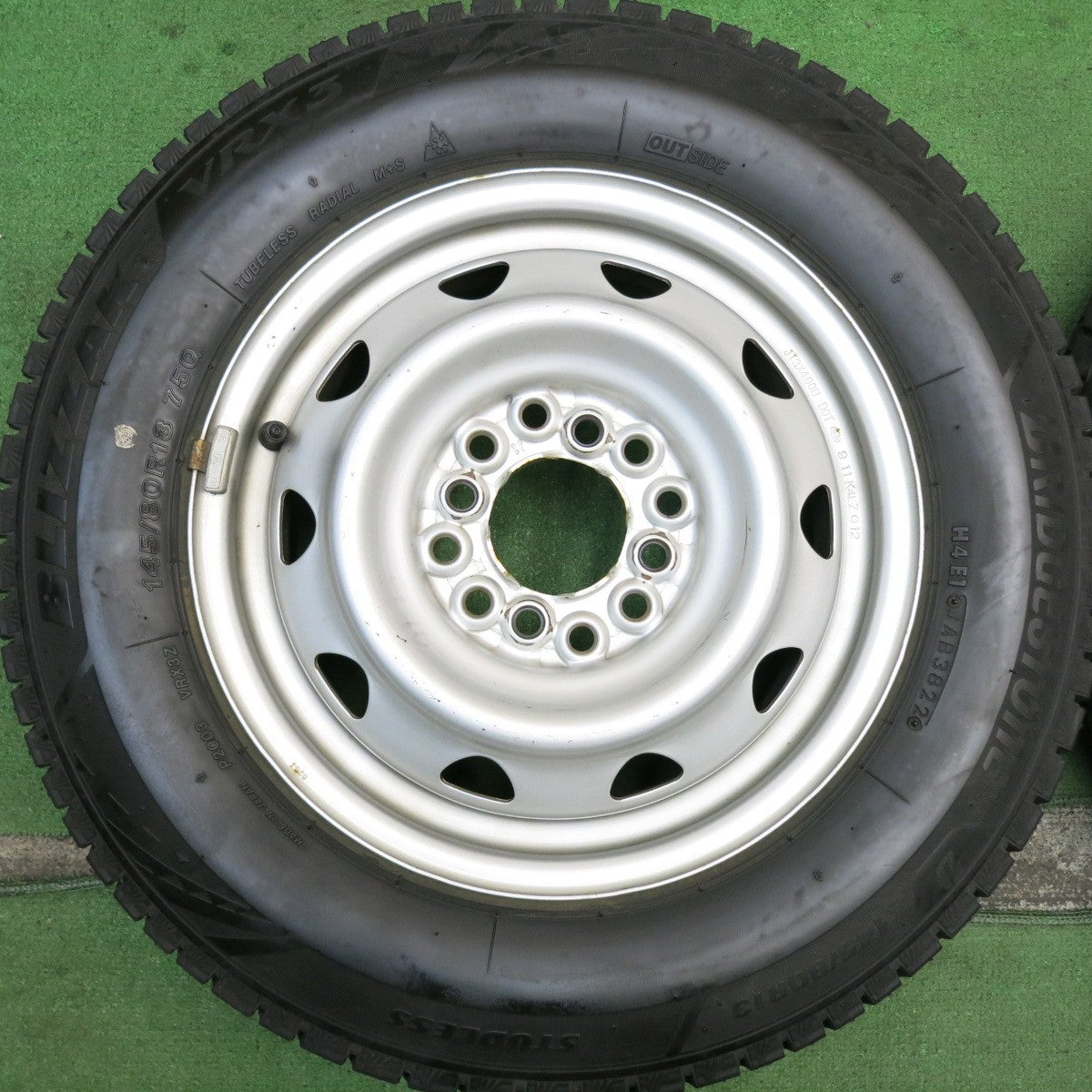 バリ溝！22年！8.5分★スタッドレス 145/80R13 ブリヂストン ブリザック VRX3 スチール 13インチ PCD100 110 114.3/4H マルチ★5062202HAス