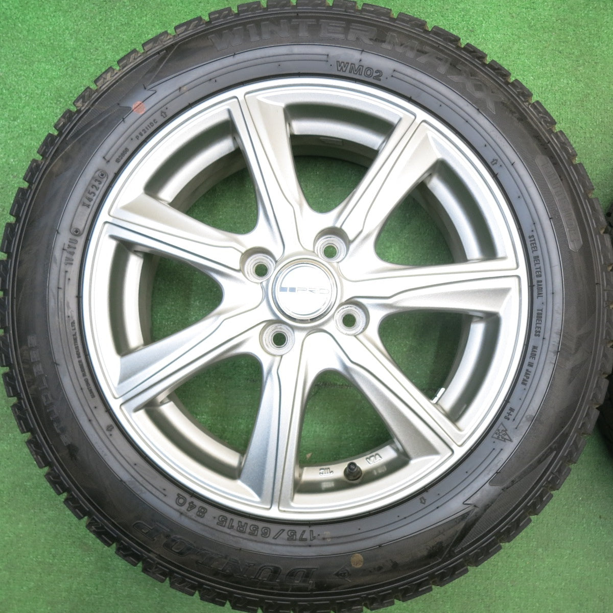 バリ溝！23年！9.5分★スタッドレス 175/65R15 ダンロップ ウインターマックス WM02 PRD 社外 アルミ 15インチ PCD100/4H★6012501HAス
