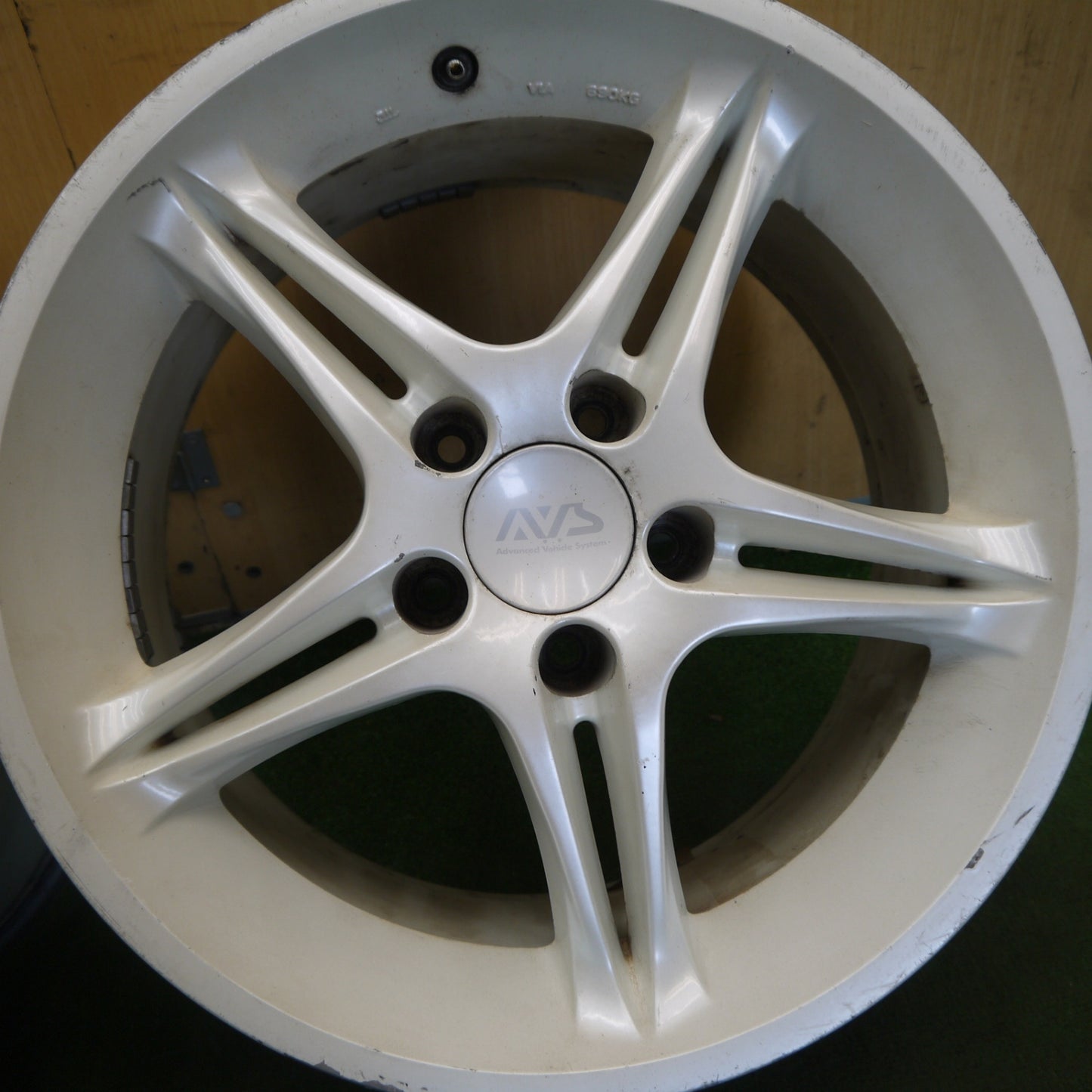 2本価格★AVS VS-5 17インチ ホイール 17×9J PCD114.3/5H★6061706Hホ