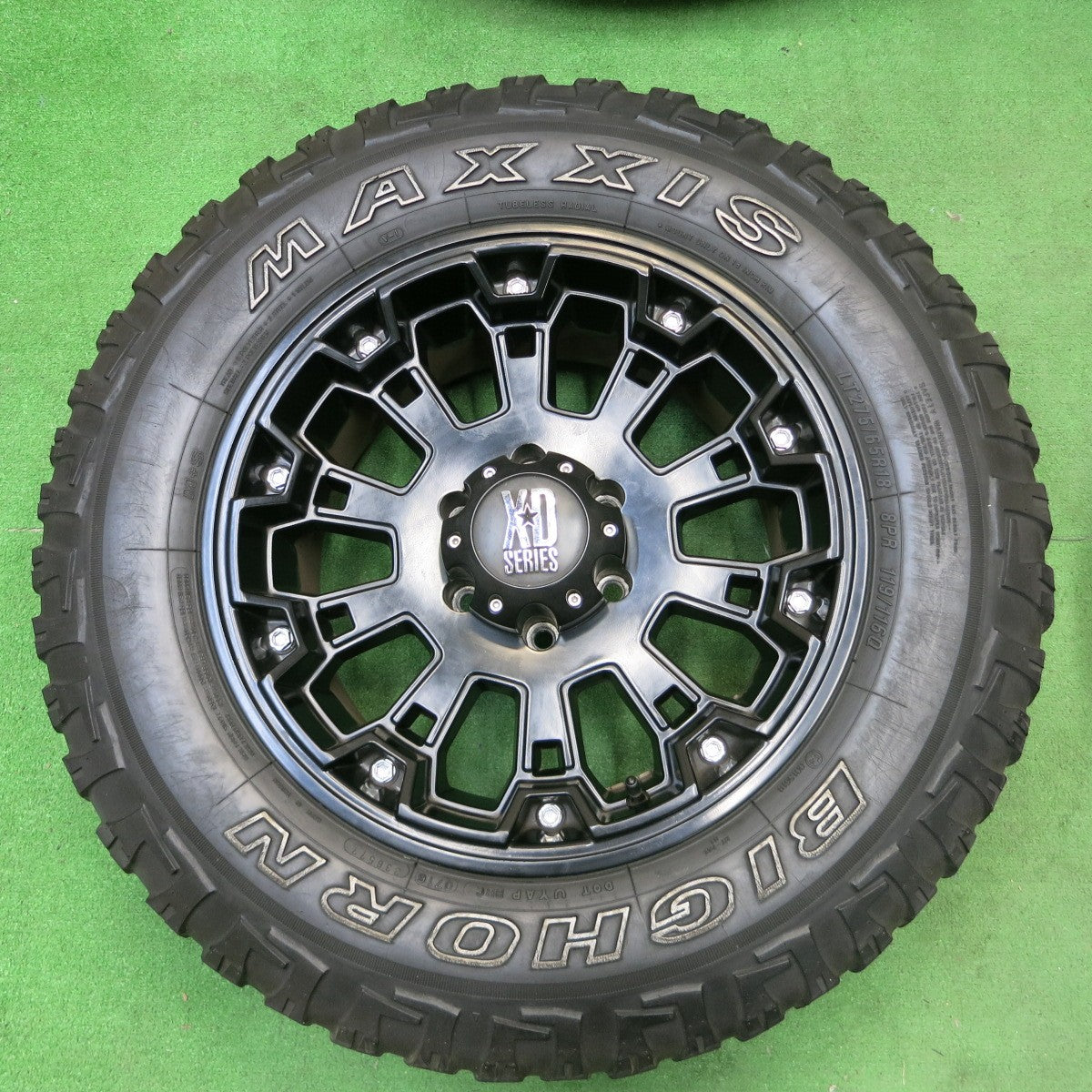 *送料無料* バリ溝！キレイ！9分★XD SERIES XD800 275/65R18 マキシス BIGHORN ホワイトボード 18インチ PCD139.7/6H★4060701ナノ