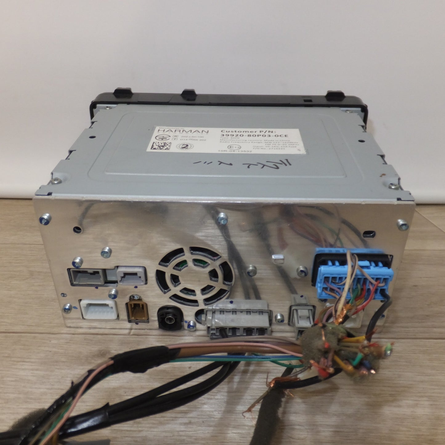 [送料無料] 現状品★HARMAN製 スズキ 純正 メモリーナビゲーション 80P0 39920-80P03-0CE[16]★
