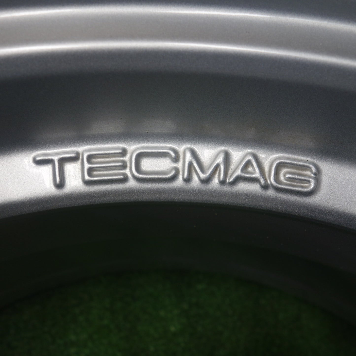バリ溝！キレイ！8.5分★ワーゲン 等 TECMAG Type 207R 185/60R15 スタッドレス ミシュラン X-ICE SNOW テクマグ タイプ 207R 15インチ PCD100/5H★6040603KTス